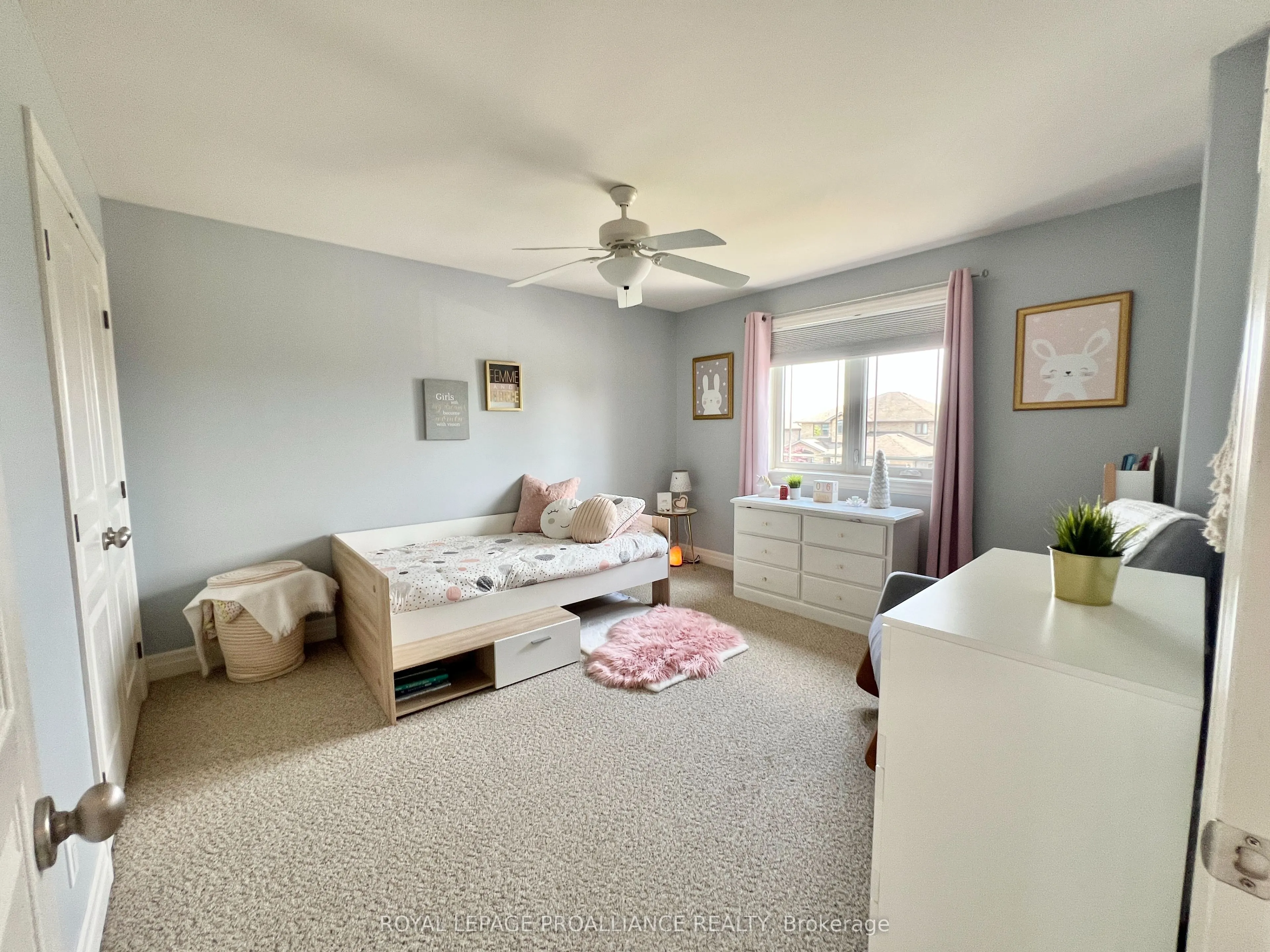 32 Vertis Court