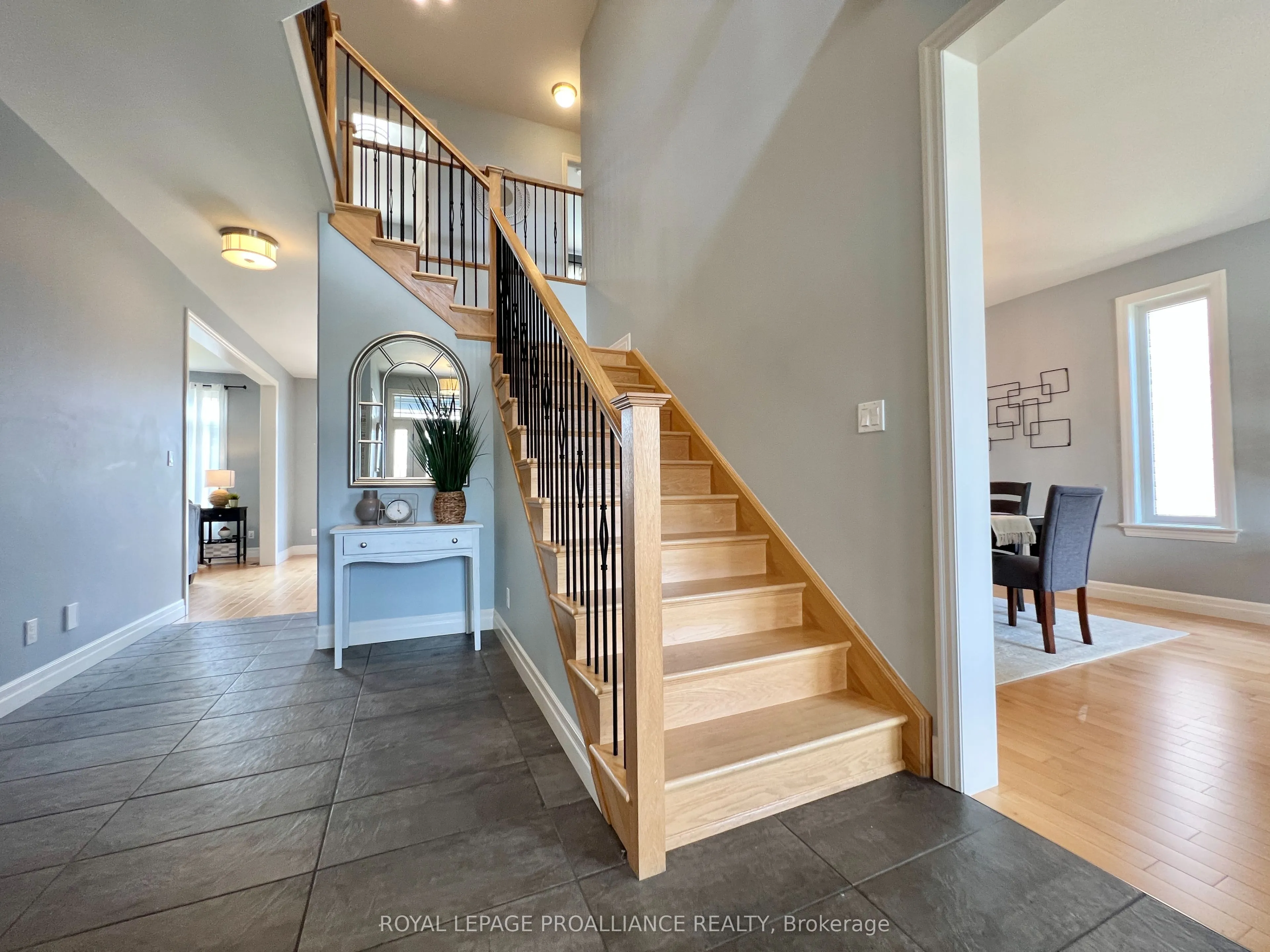 32 Vertis Court