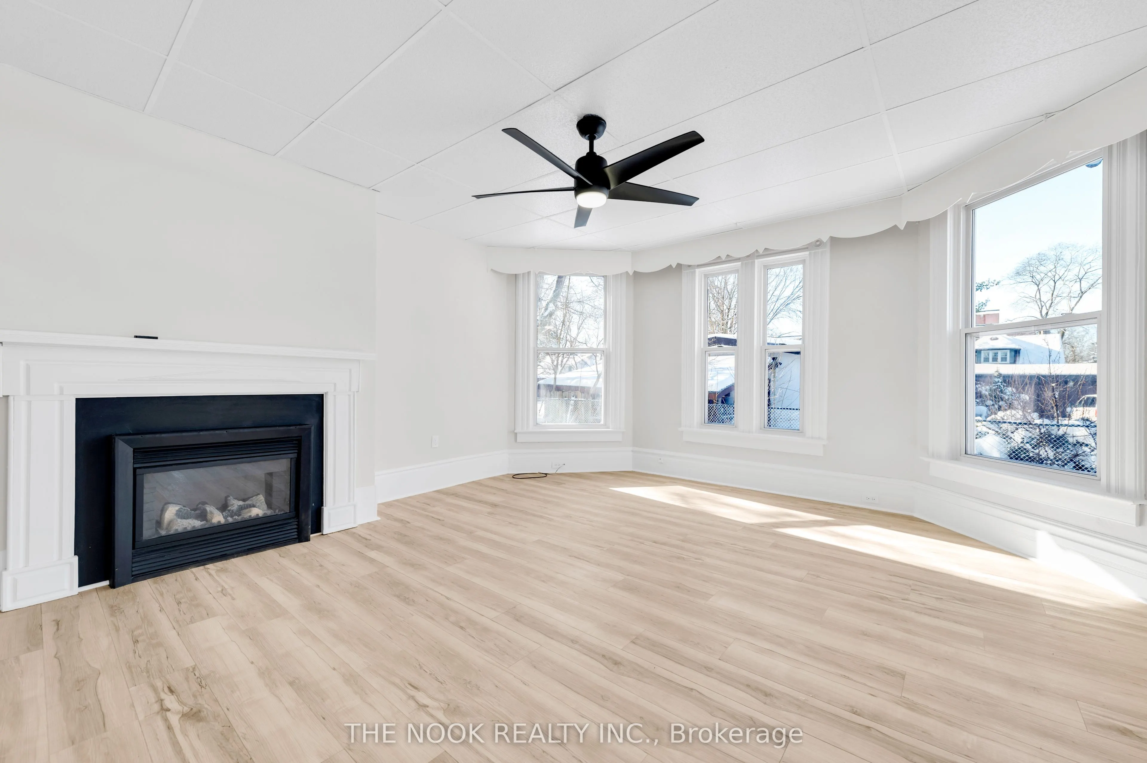 241 Bridge Street E