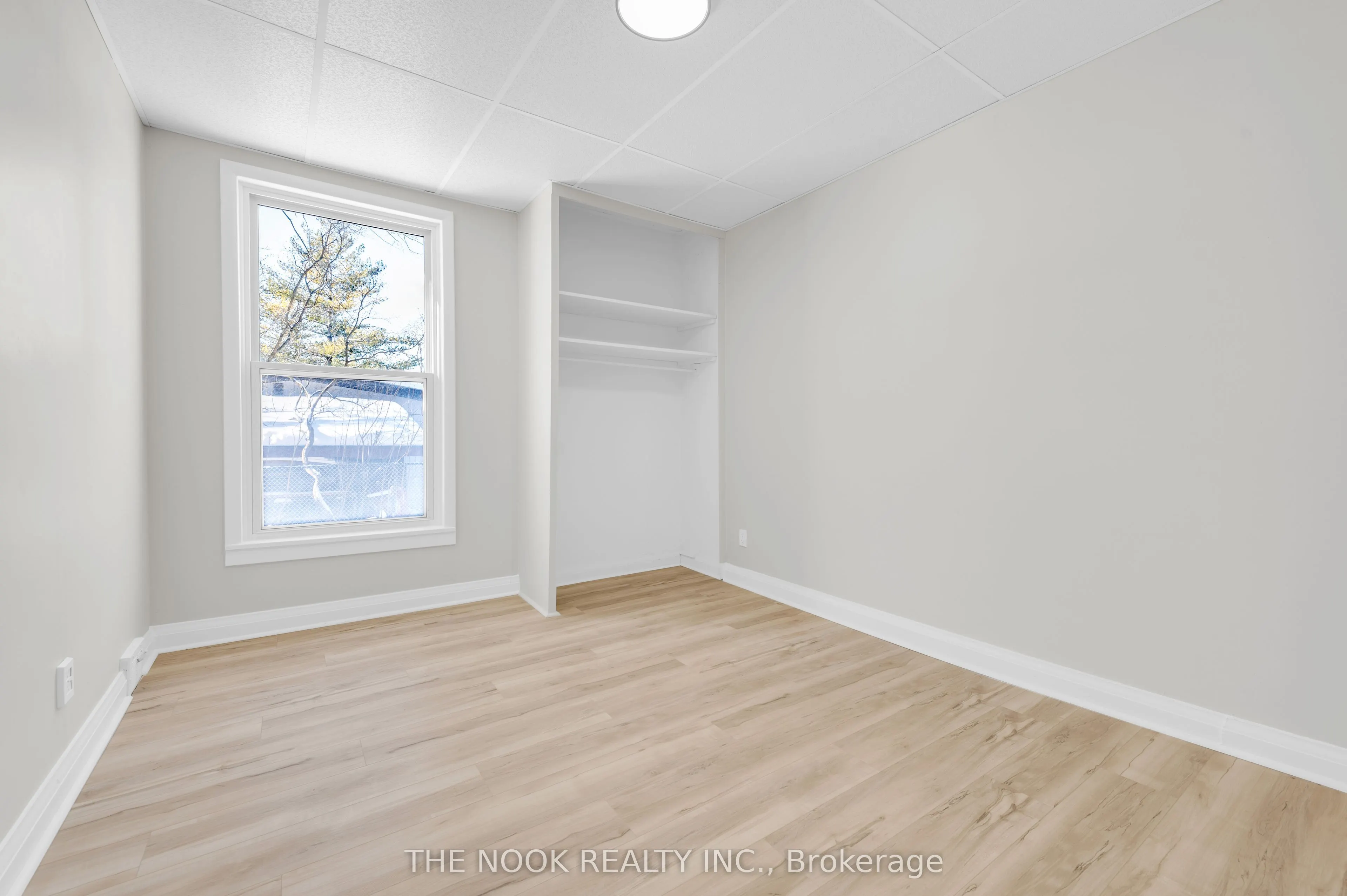 241 Bridge Street E