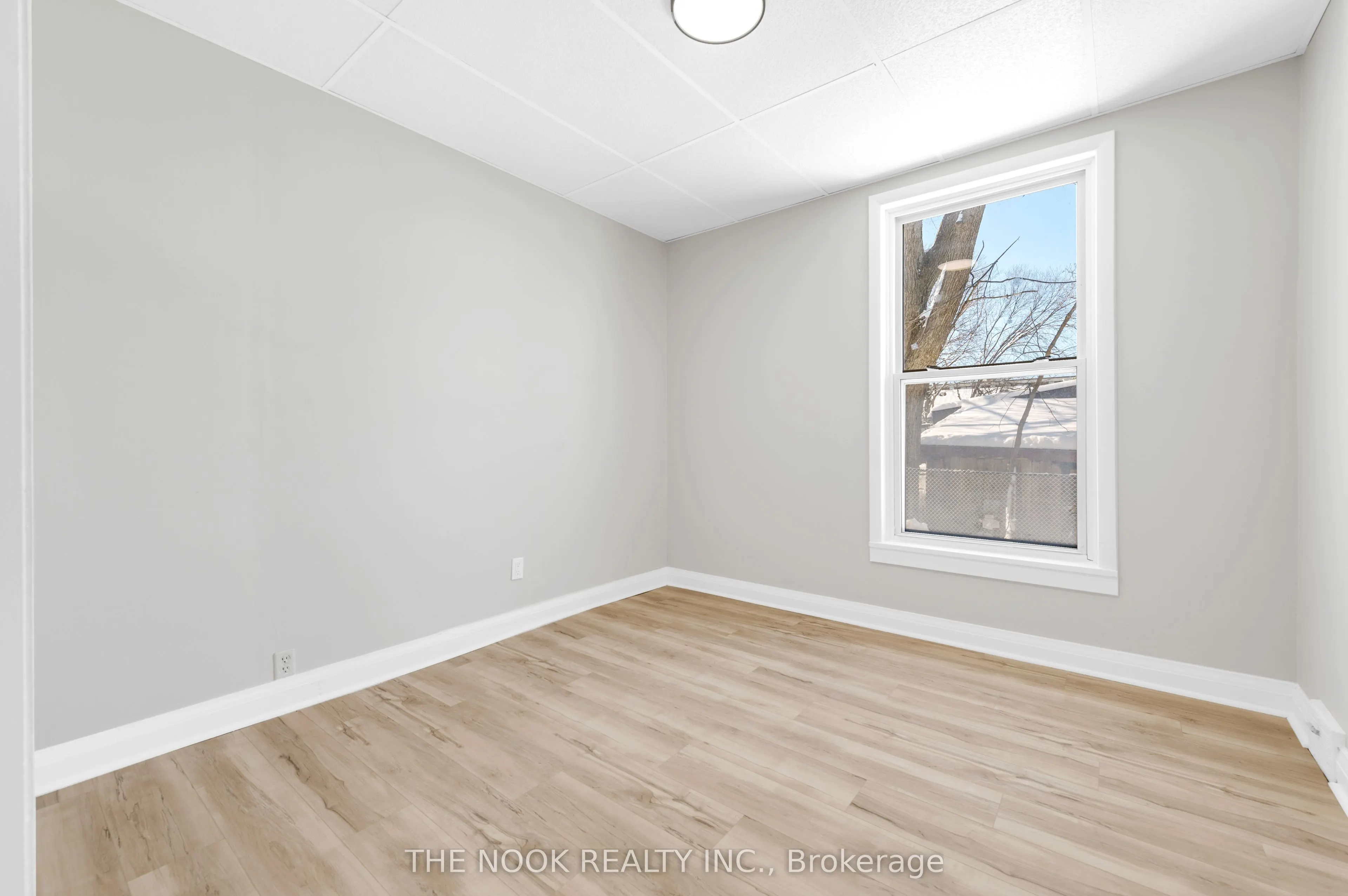 241 Bridge Street E