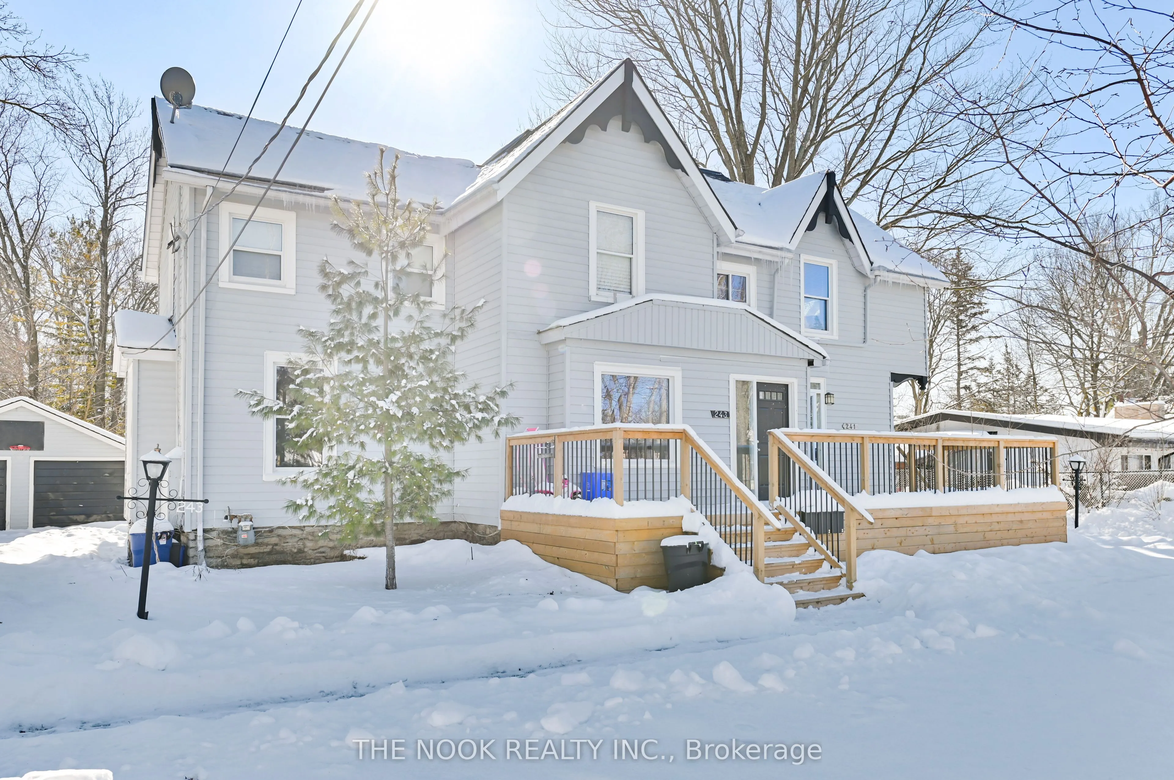 241 Bridge Street E