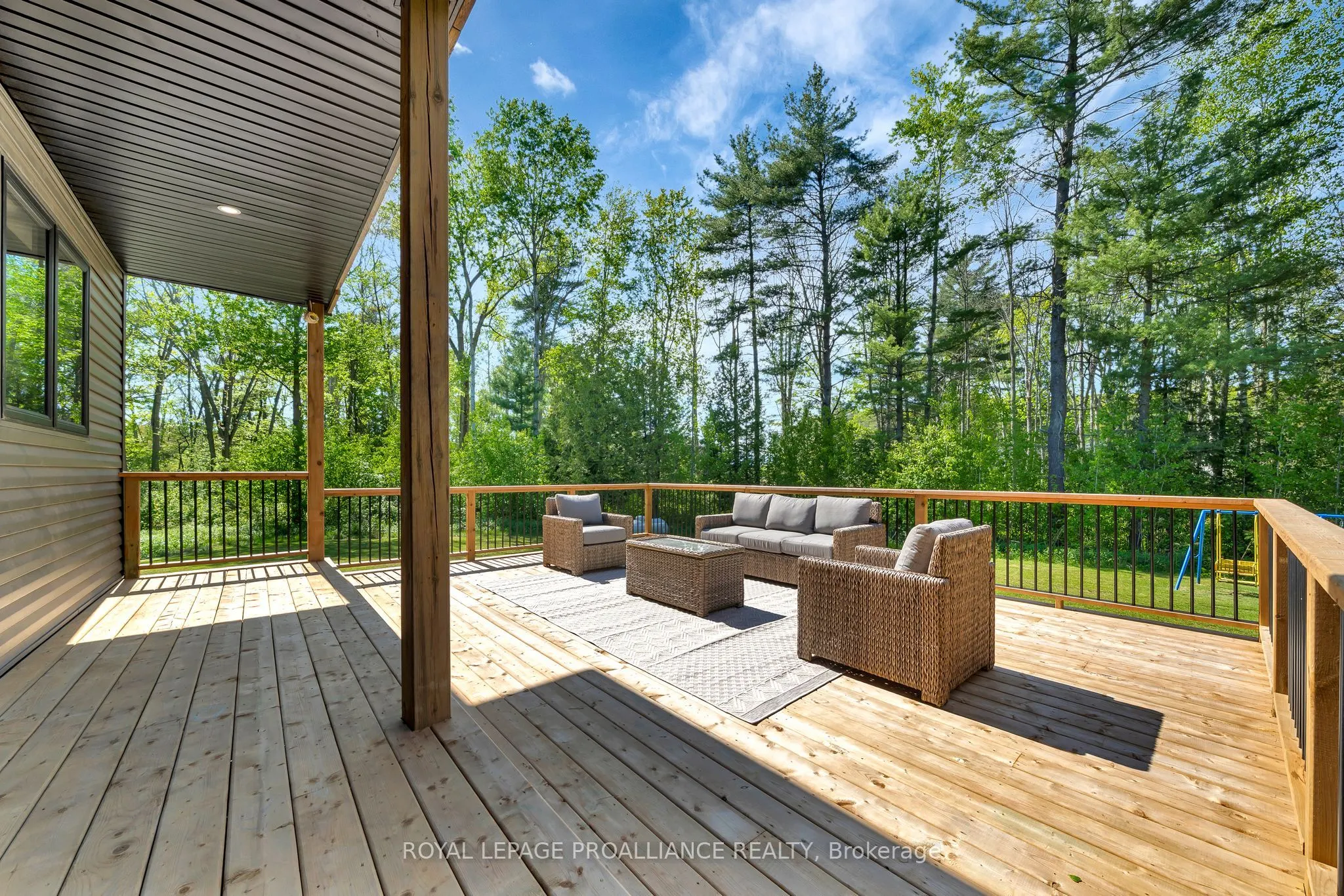 21514 Loyalist Parkway