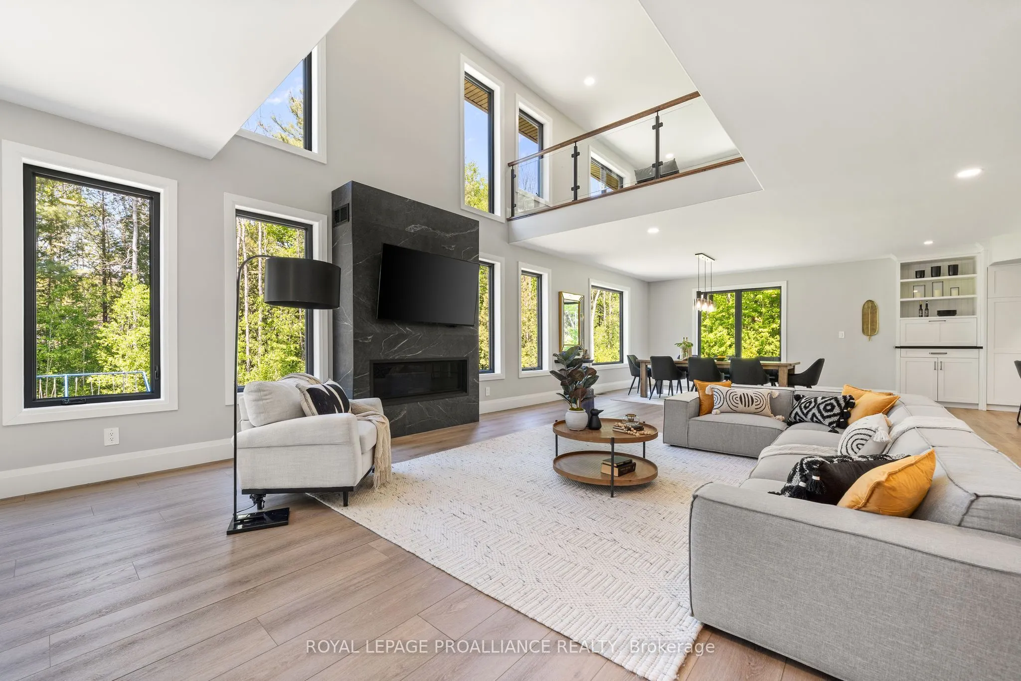 21514 Loyalist Parkway