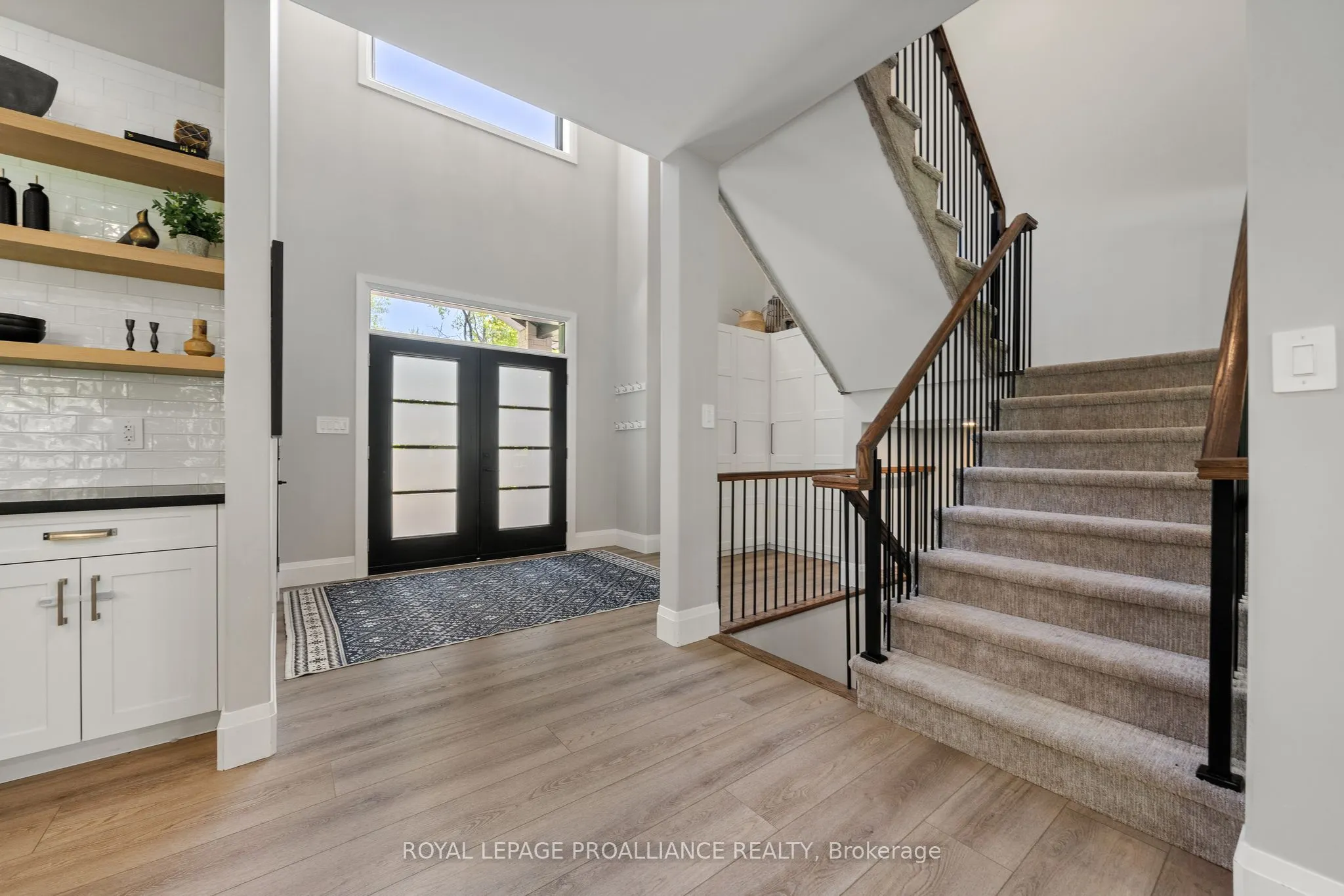 21514 Loyalist Parkway