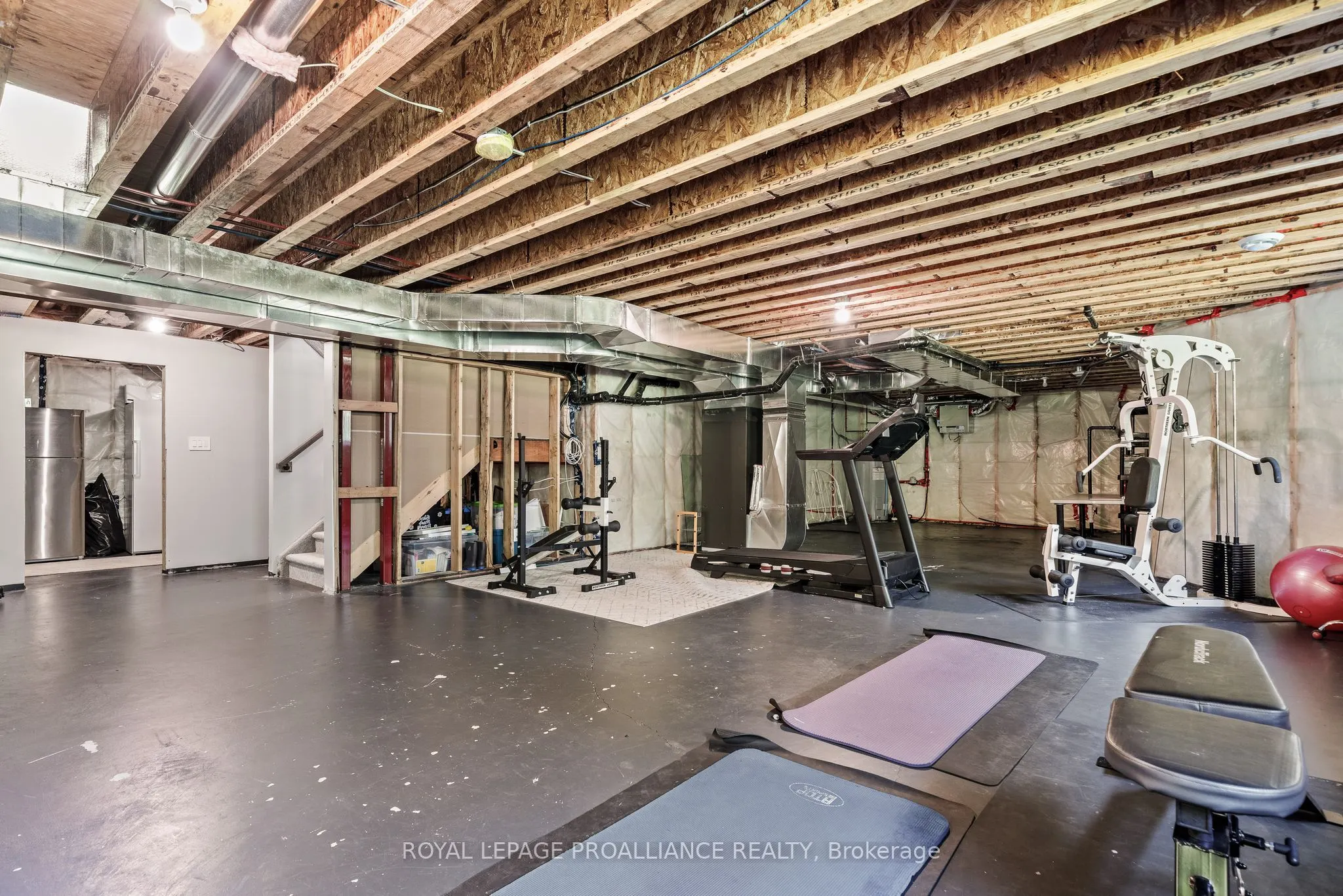 21514 Loyalist Parkway