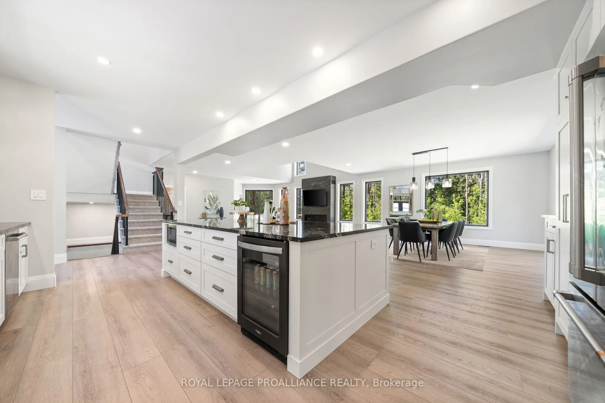 21514 Loyalist Parkway