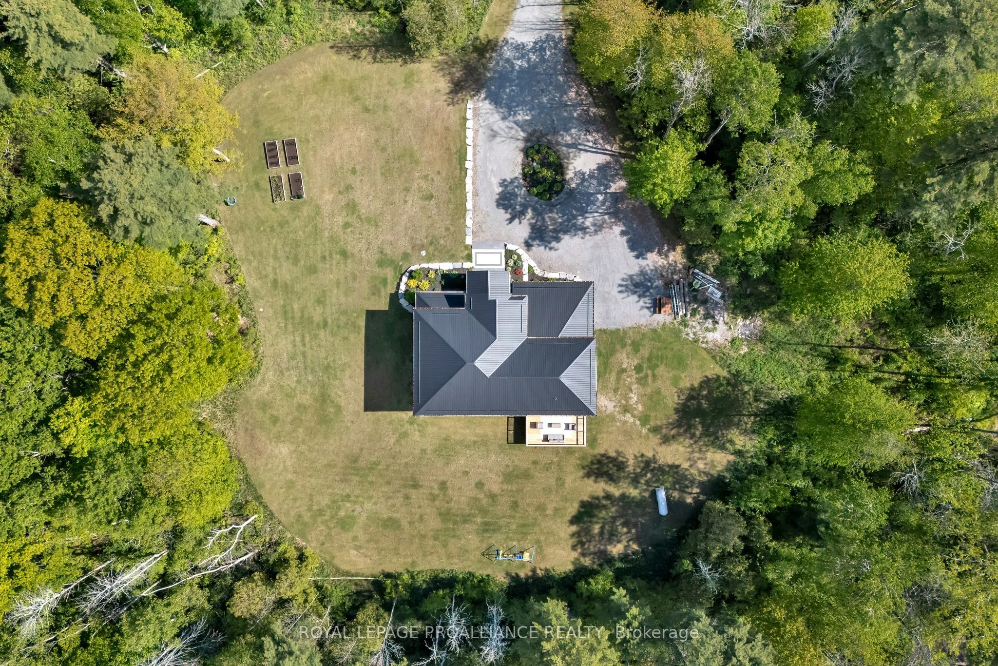 21514 Loyalist Parkway