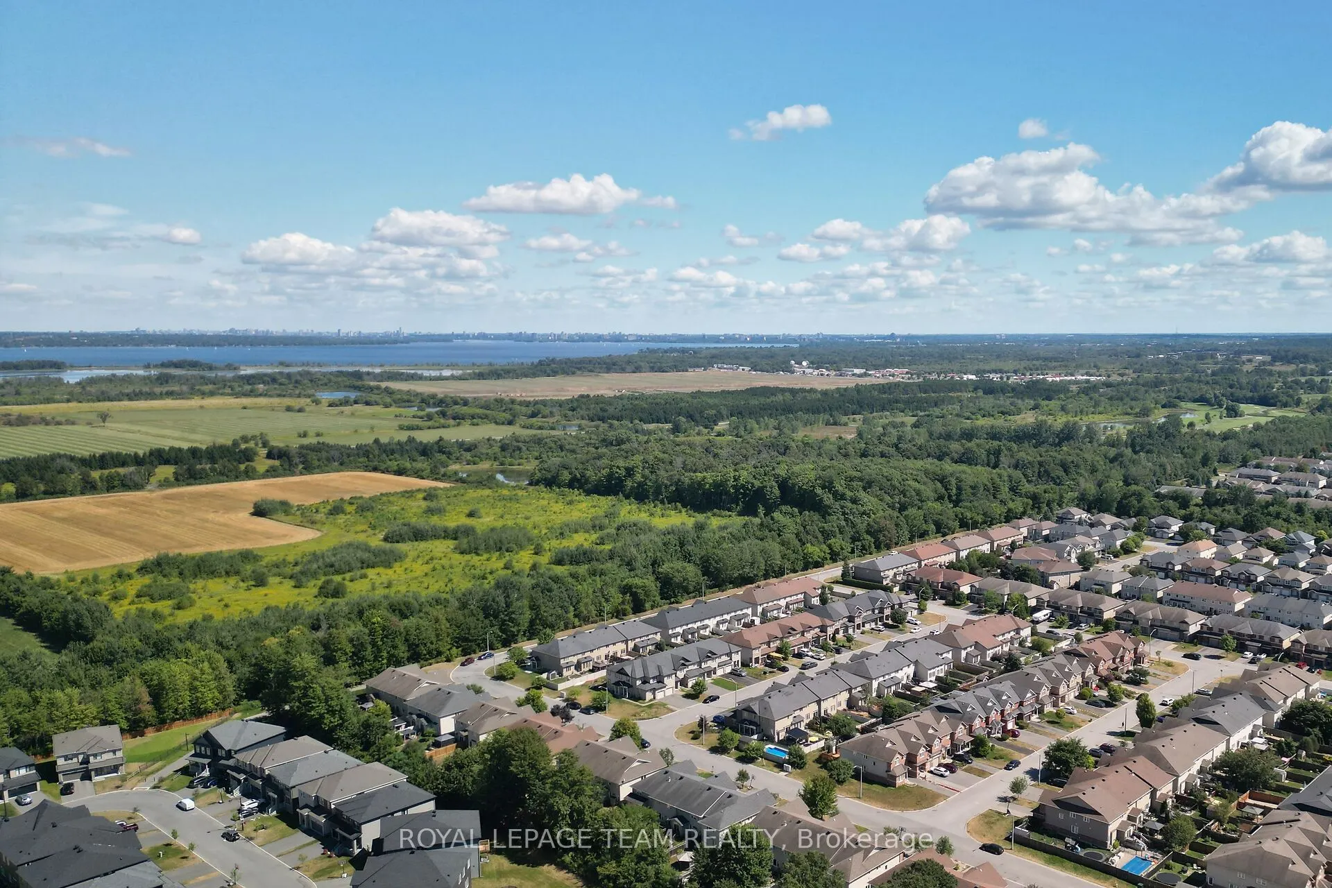 363 Celtic Ridge Crescent