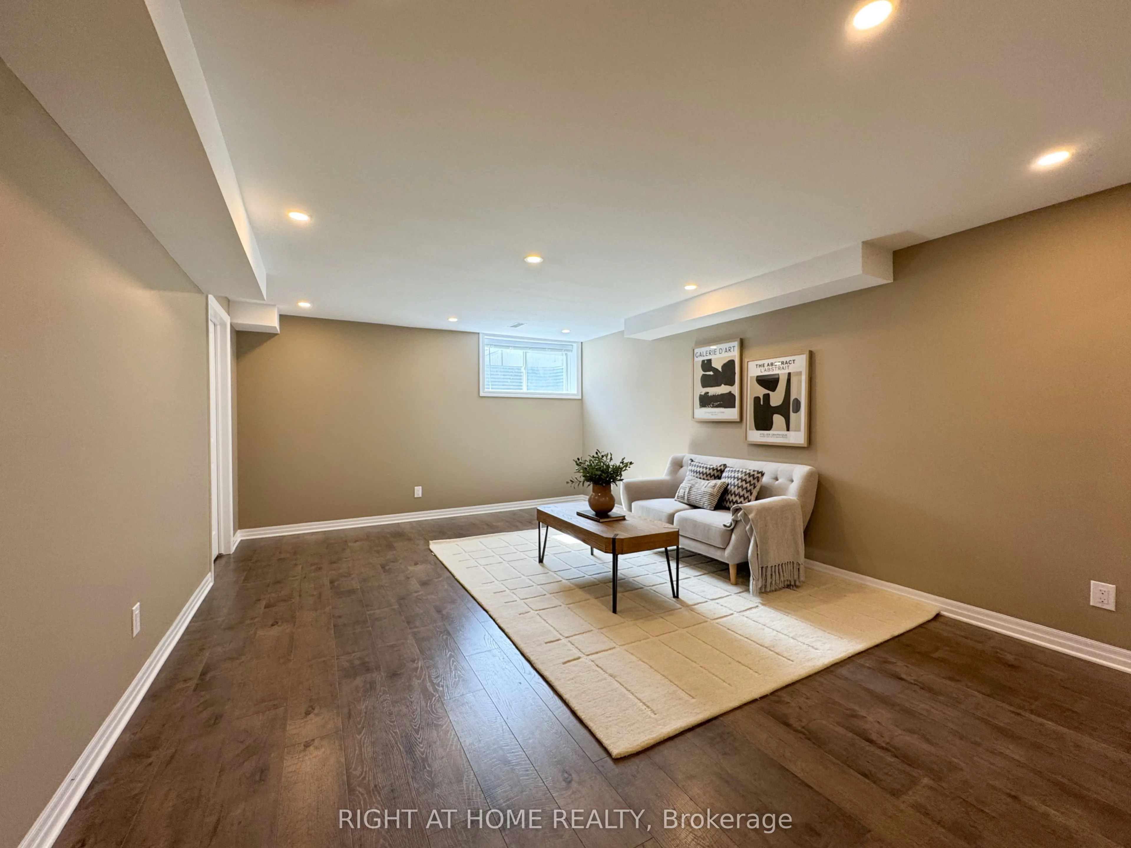 506 Peerless Street