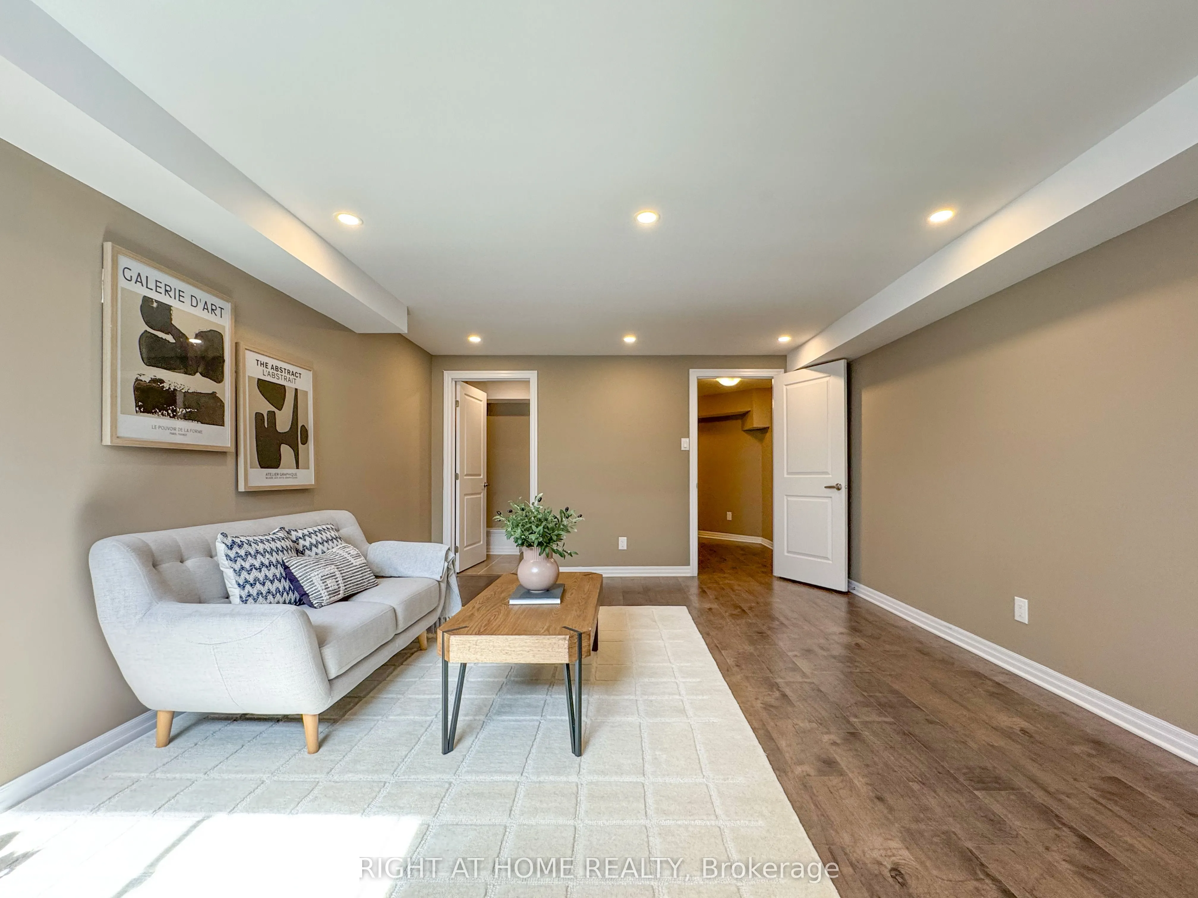 506 Peerless Street