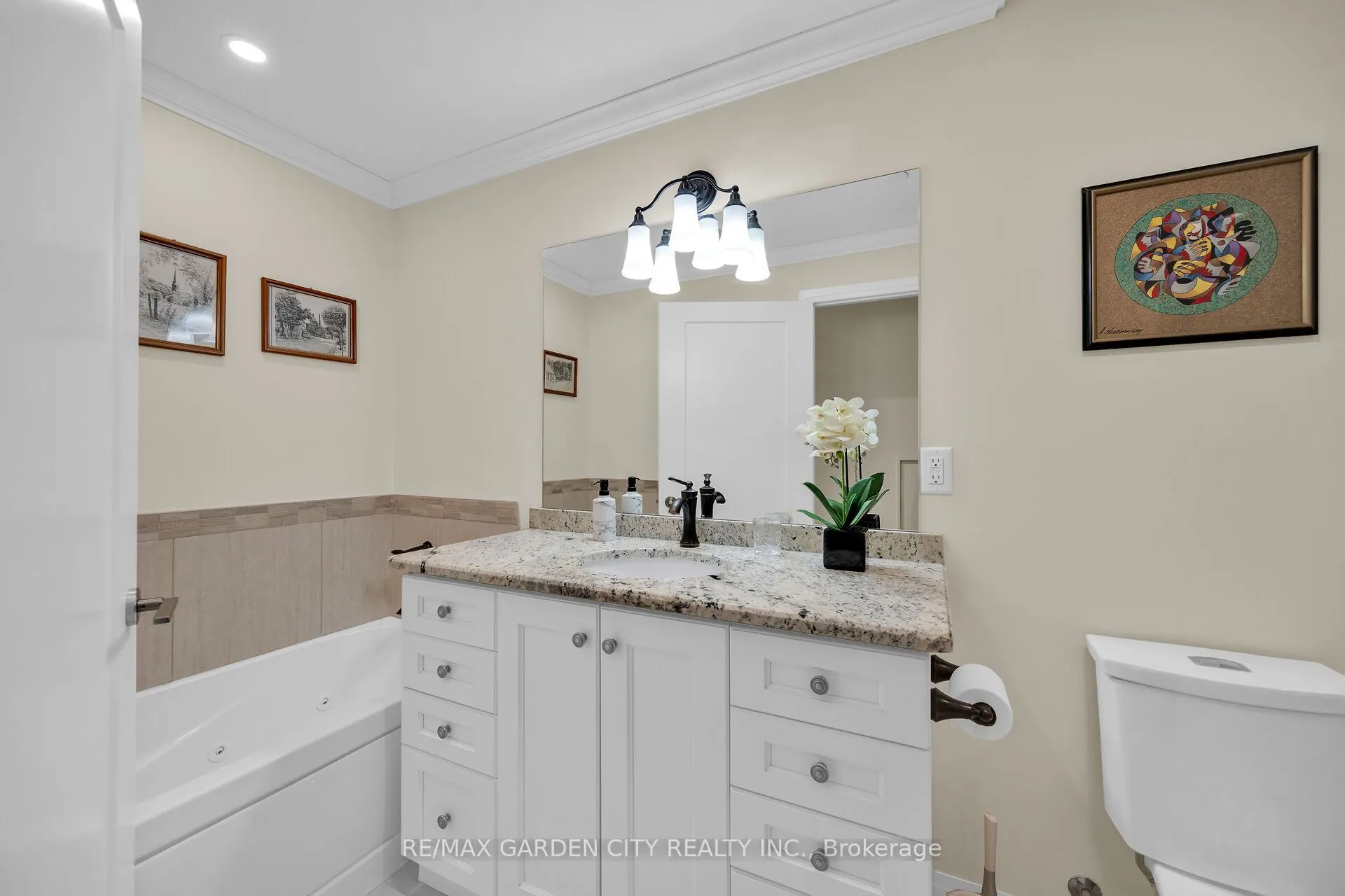 10 Concord Place, #408