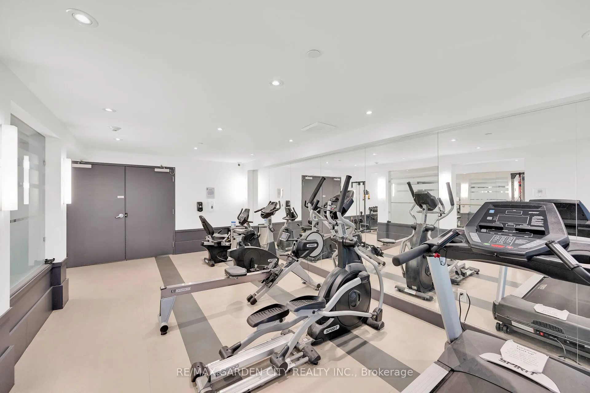 10 Concord Place, #408