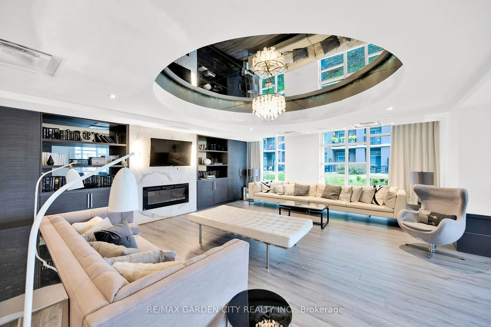 10 Concord Place, #408