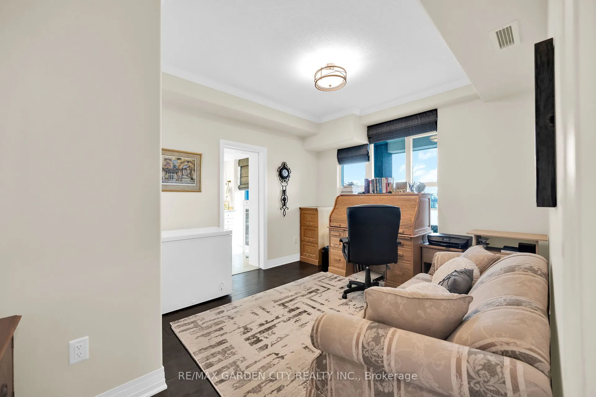 10 Concord Place, #408