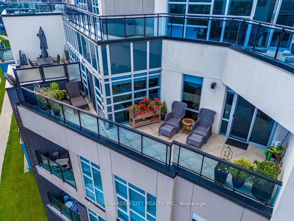 10 Concord Place, #408