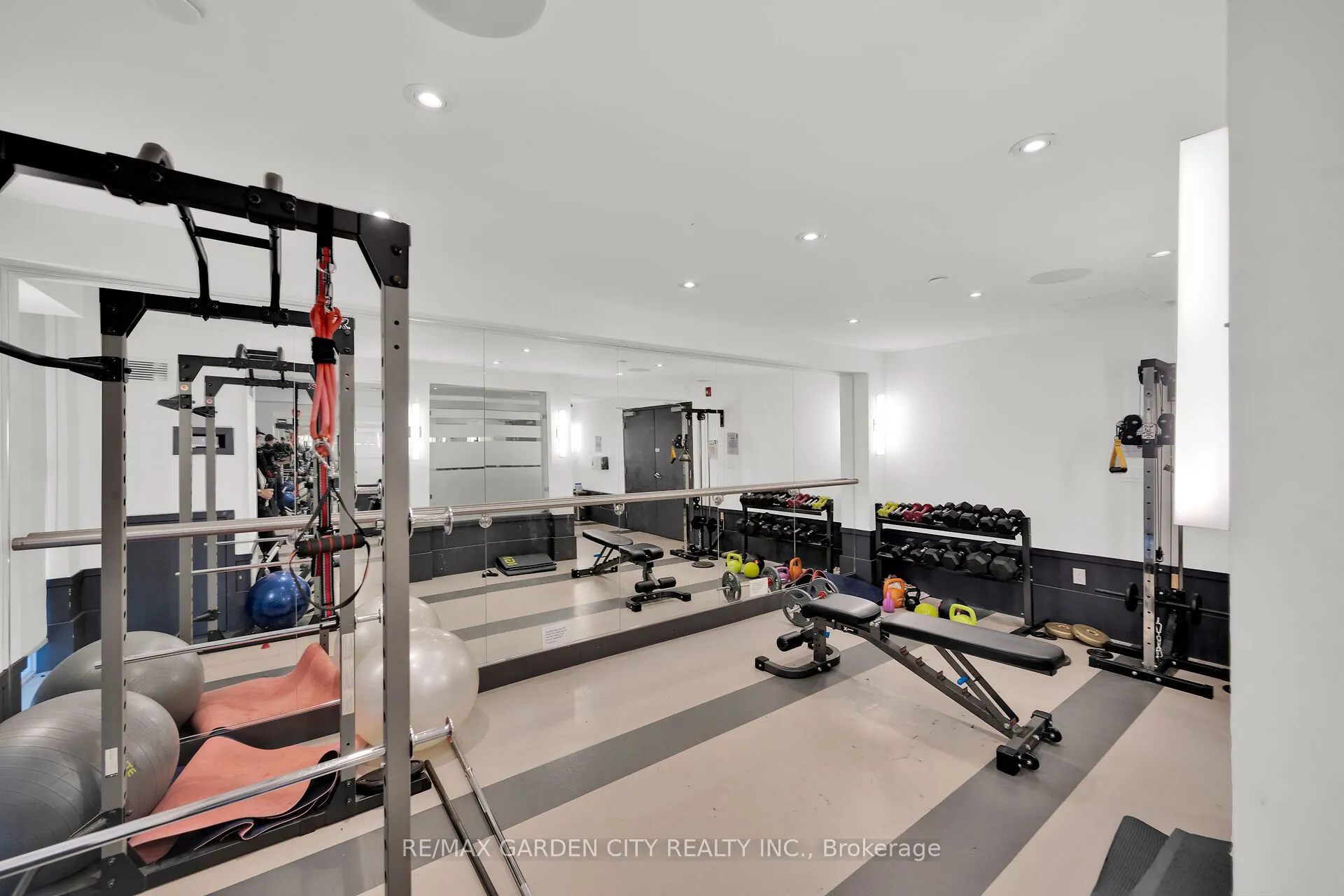 10 Concord Place, #408