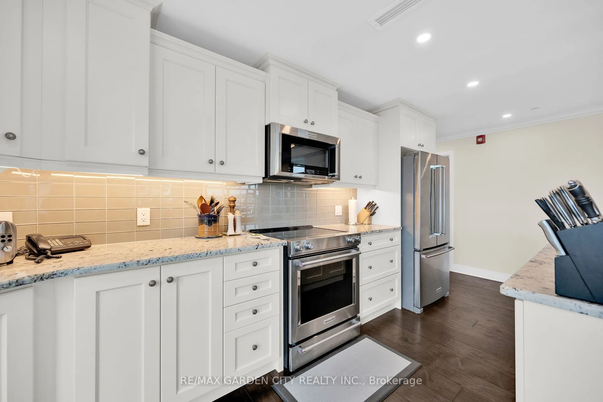 10 Concord Place, #408