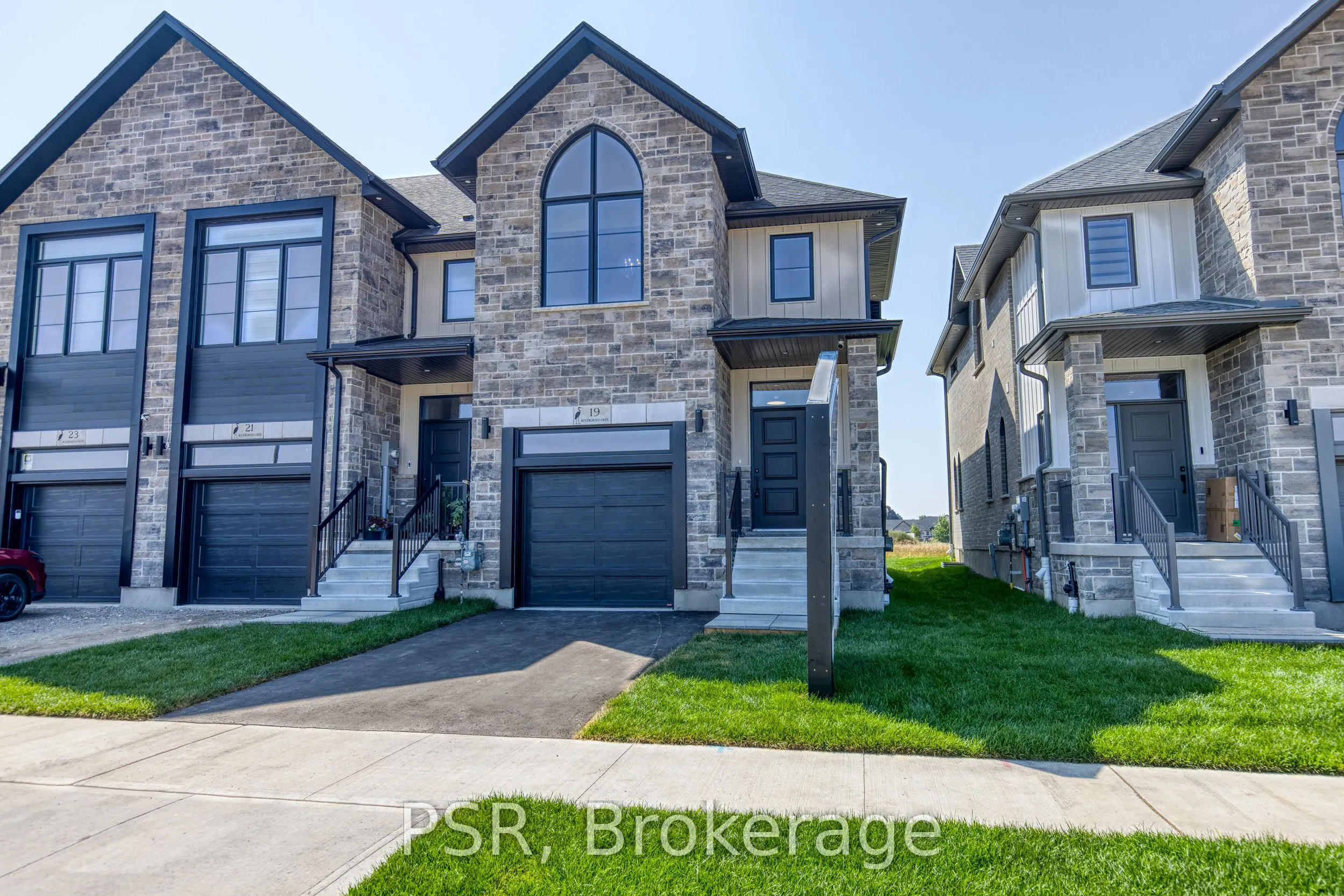 Lot B6 19 Rivergreen Crescent