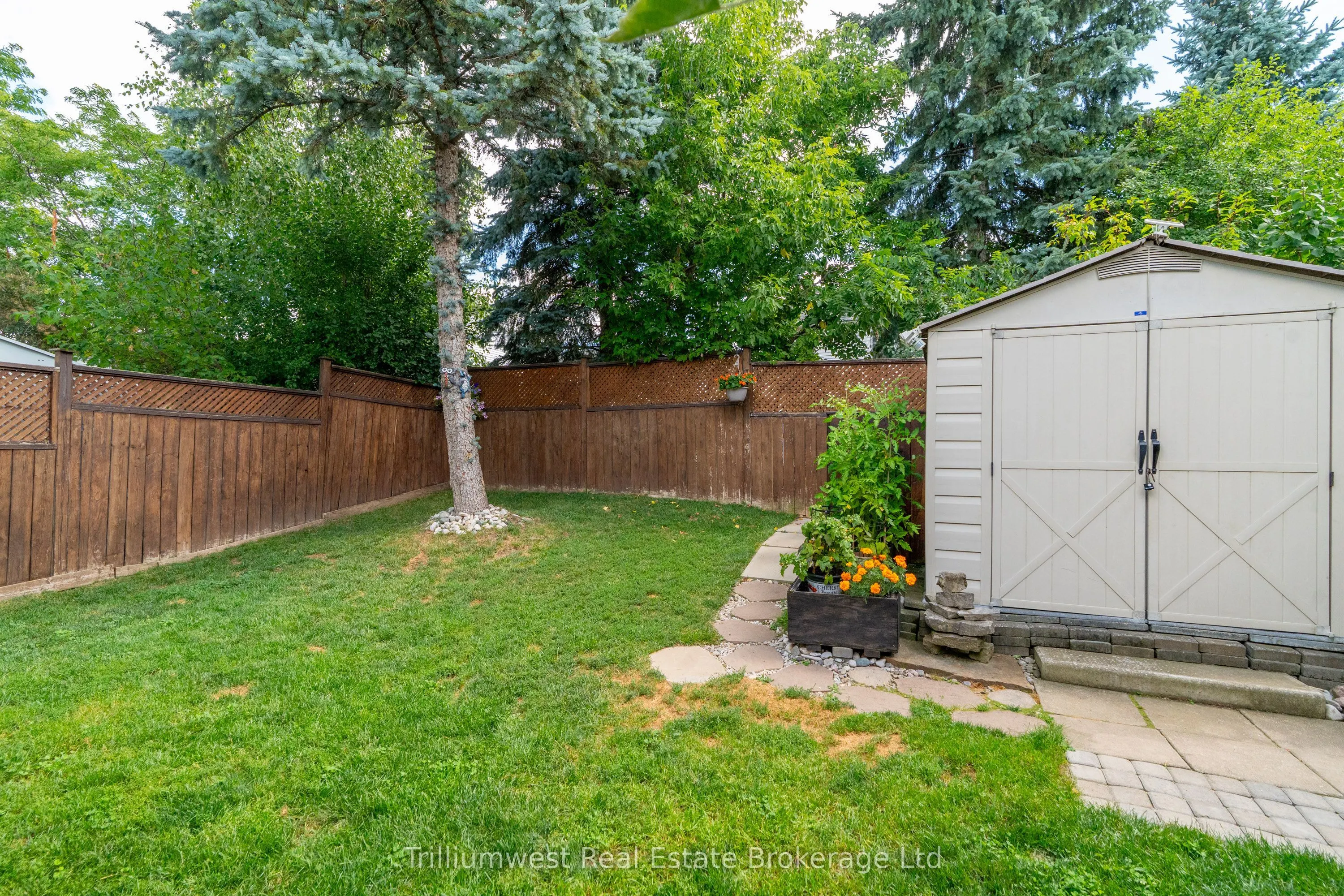 24 Sidney Crescent