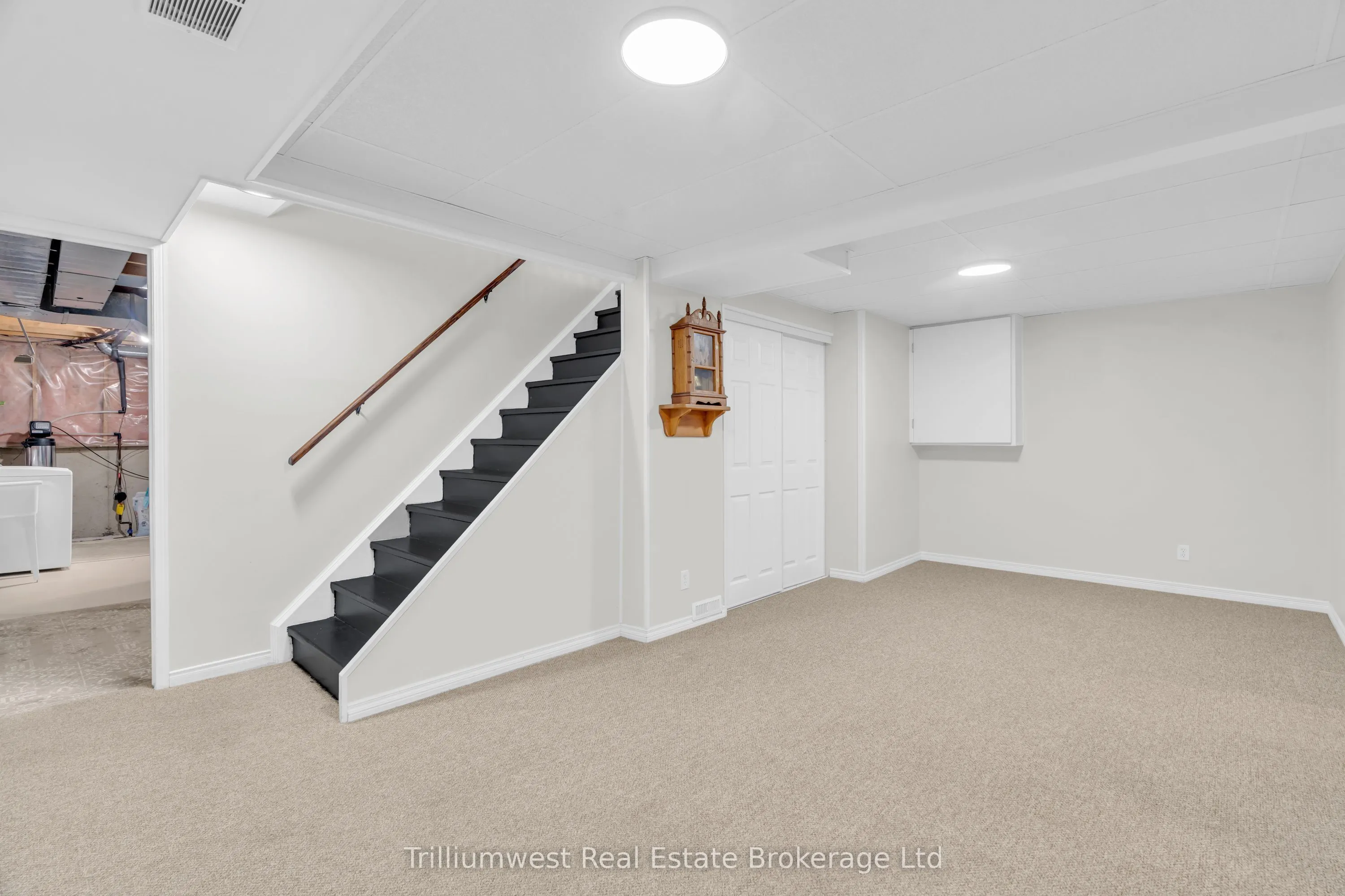 24 Sidney Crescent
