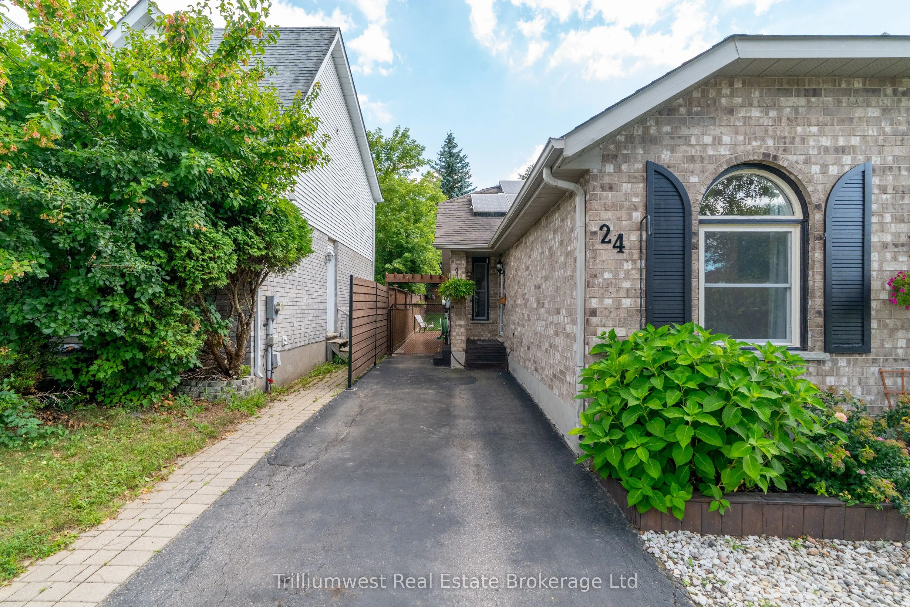 24 Sidney Crescent