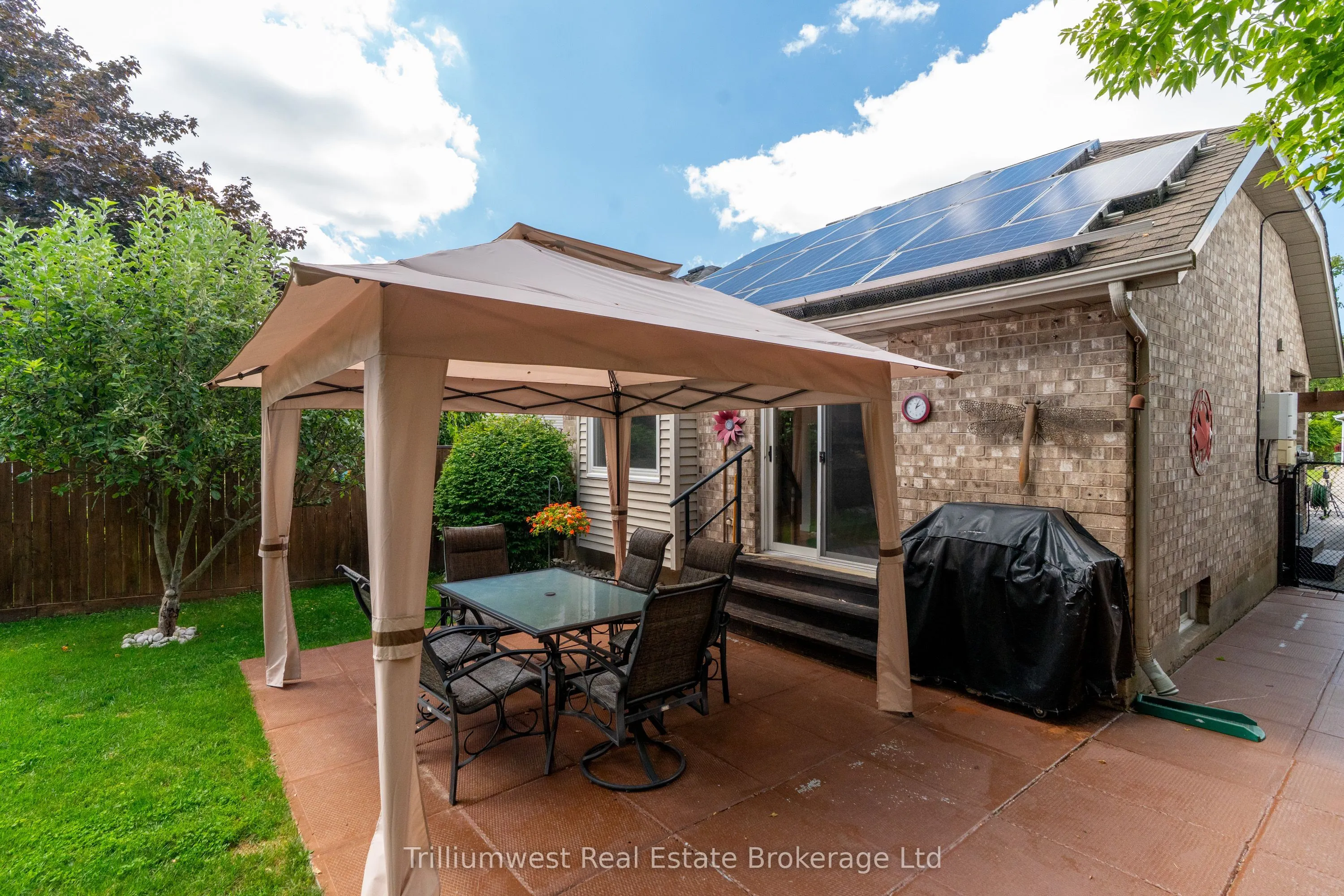 24 Sidney Crescent