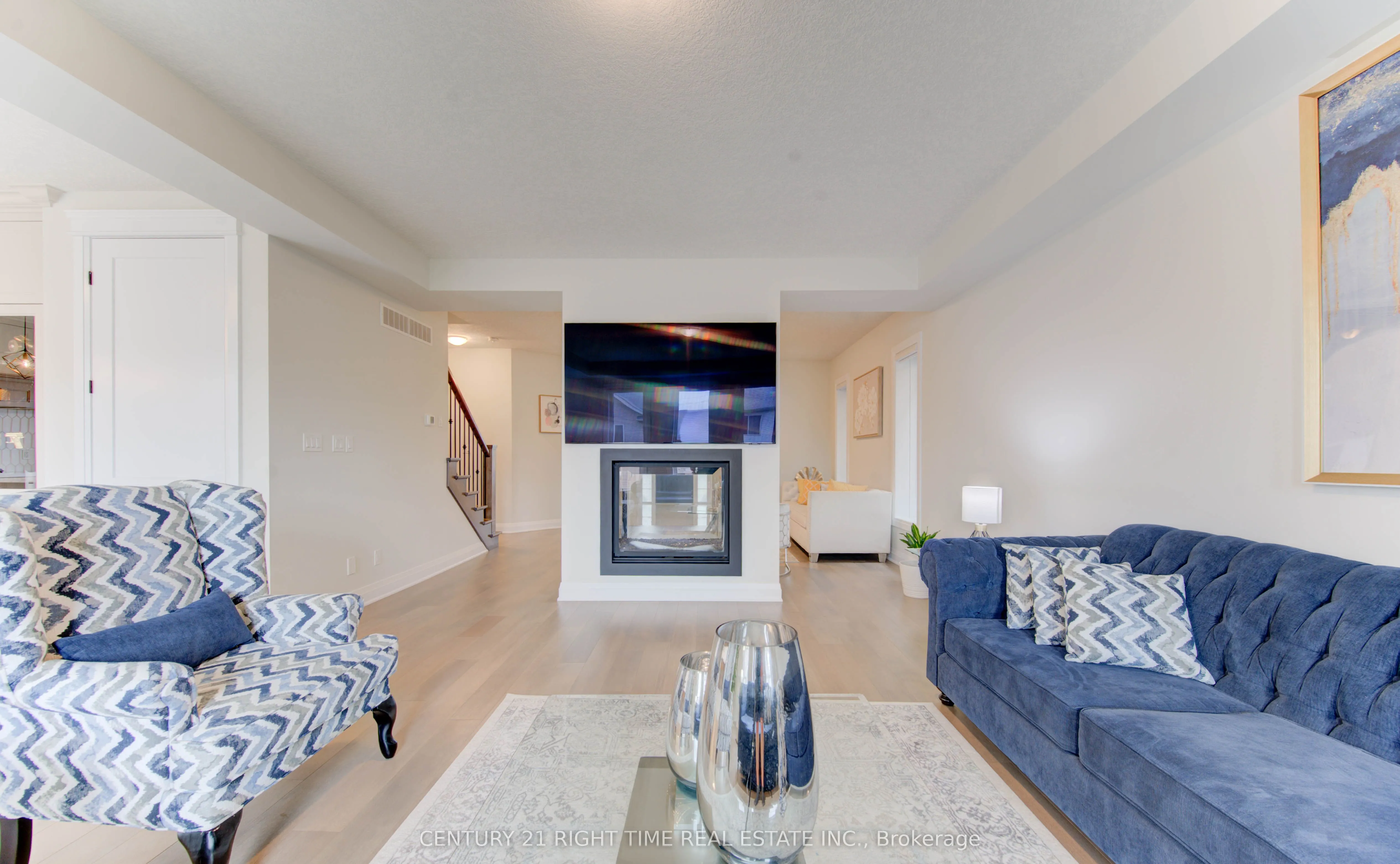 546 Bridgemill Crescent
