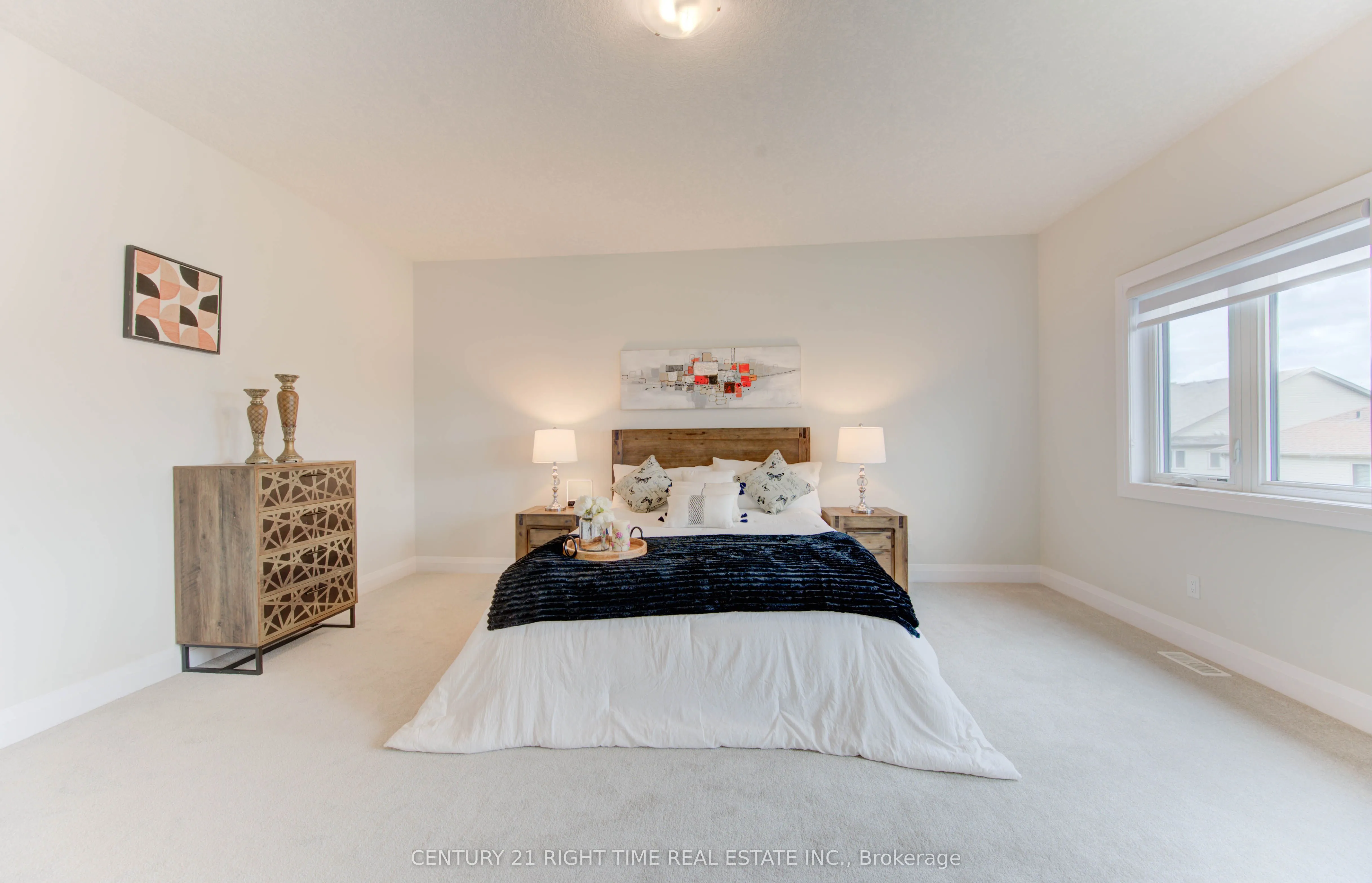 546 Bridgemill Crescent
