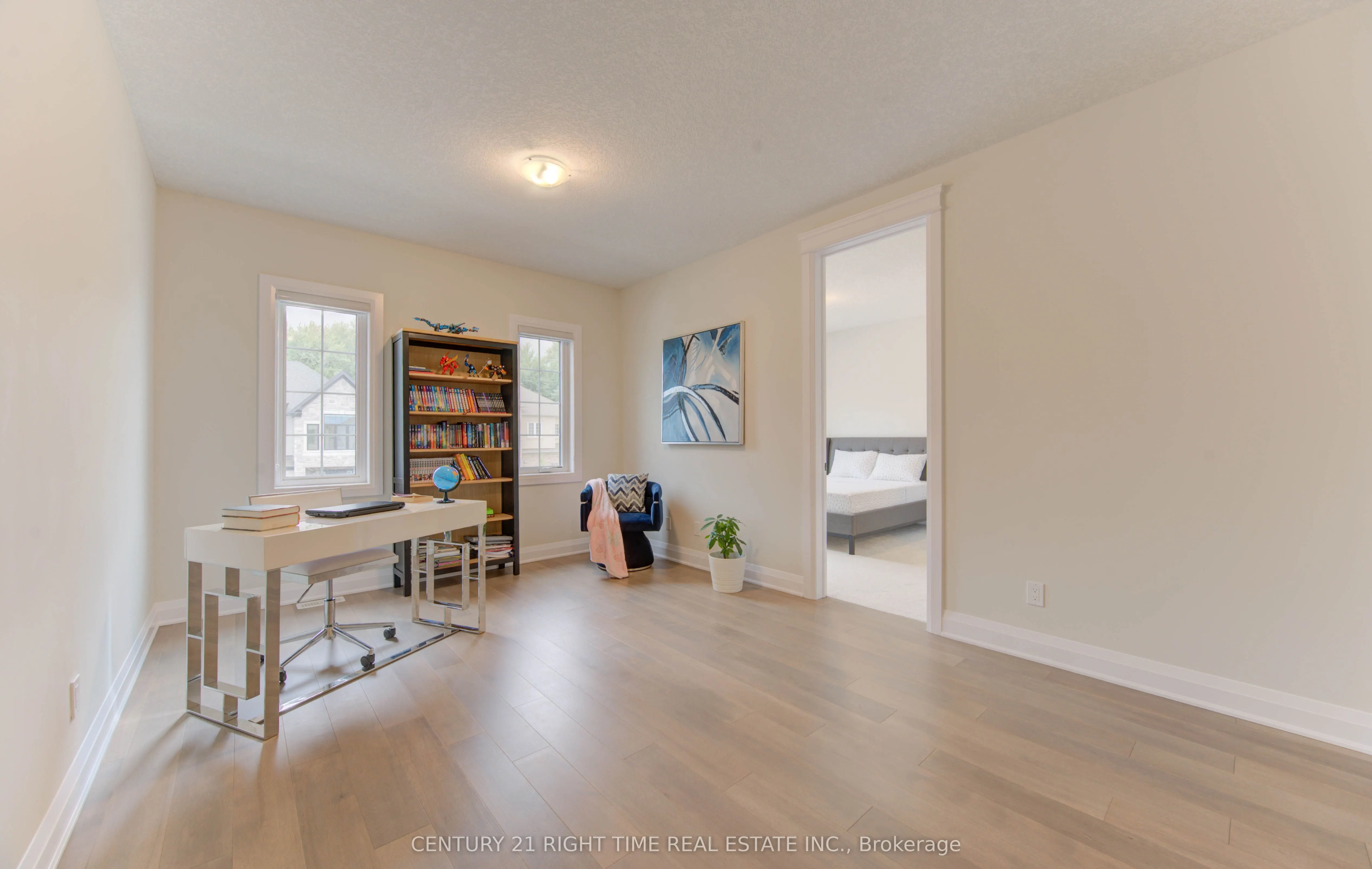 546 Bridgemill Crescent