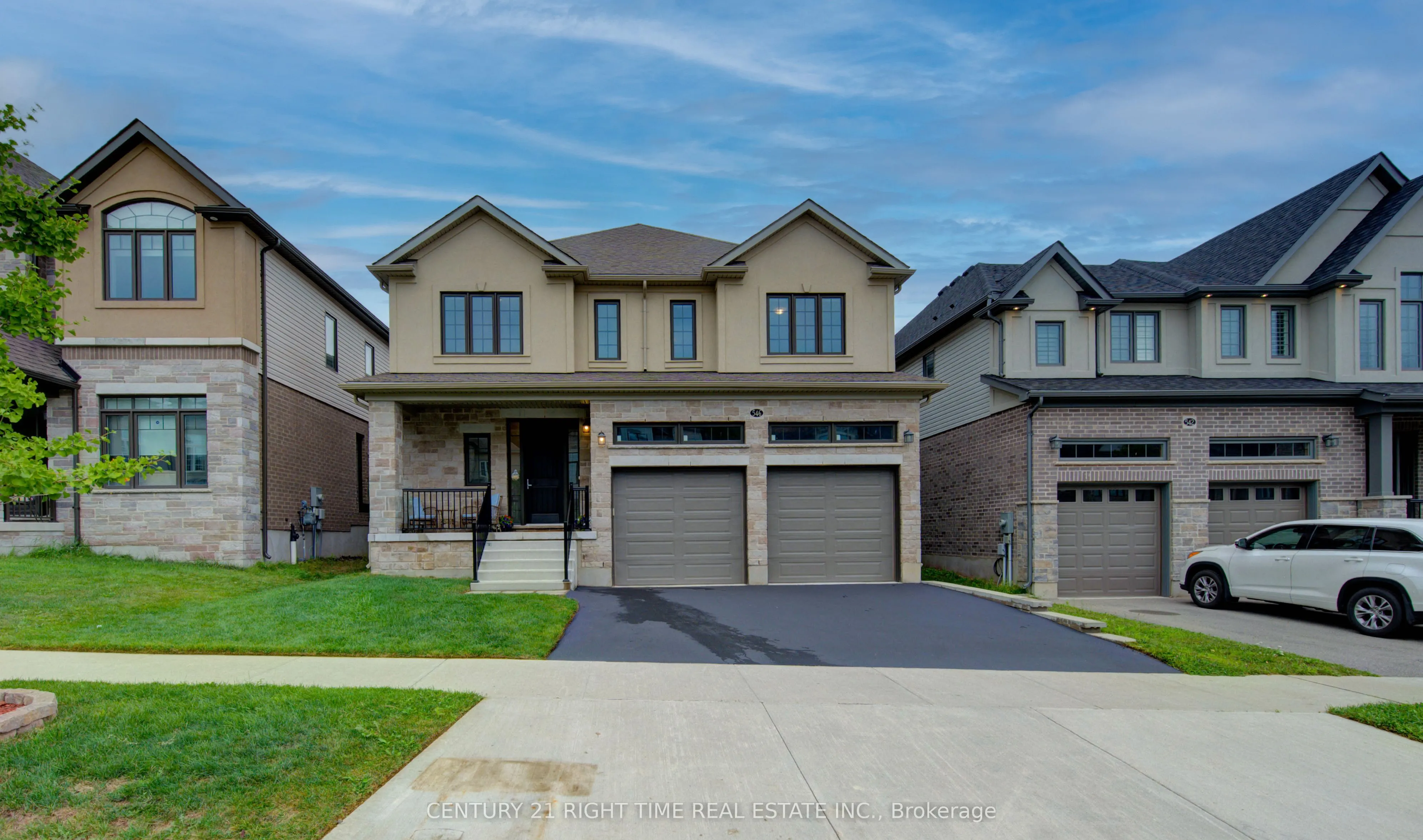 546 Bridgemill Crescent
