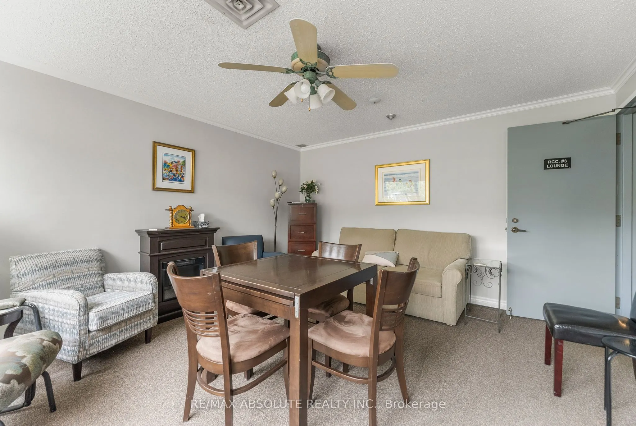 124 Daniel Street, #301