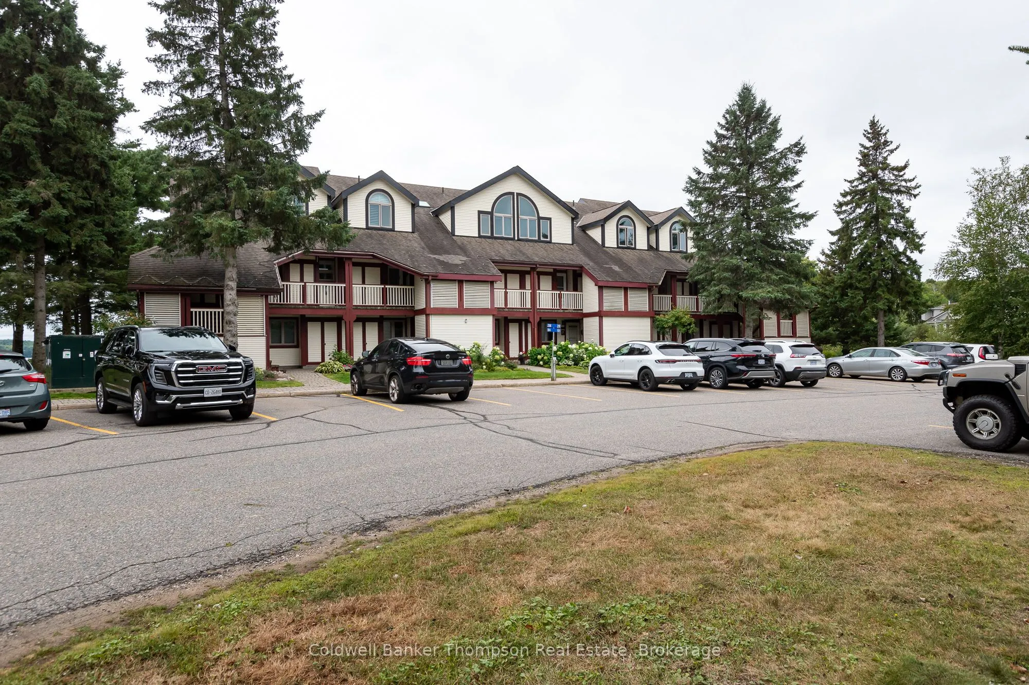 10 Coveside Drive, #204