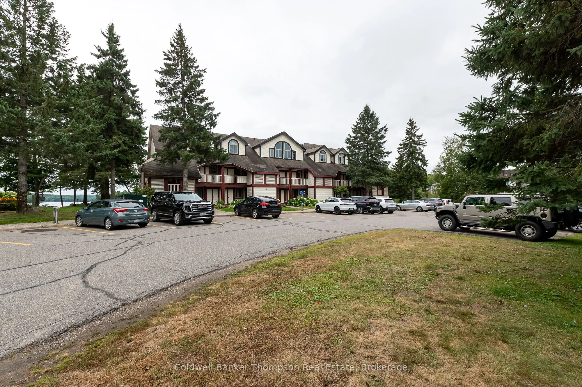 10 Coveside Drive, #204