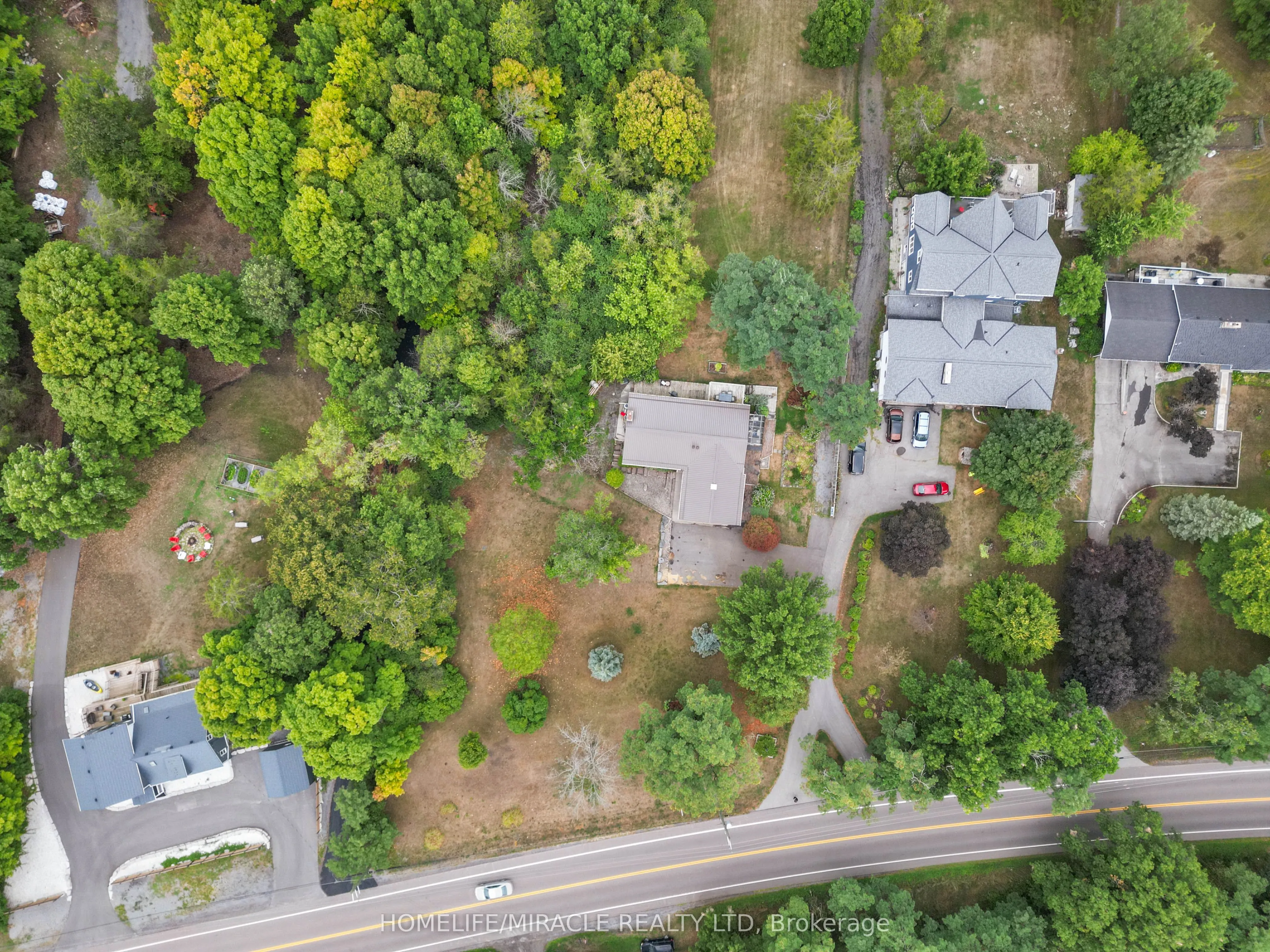 11844 Loyalist Parkway