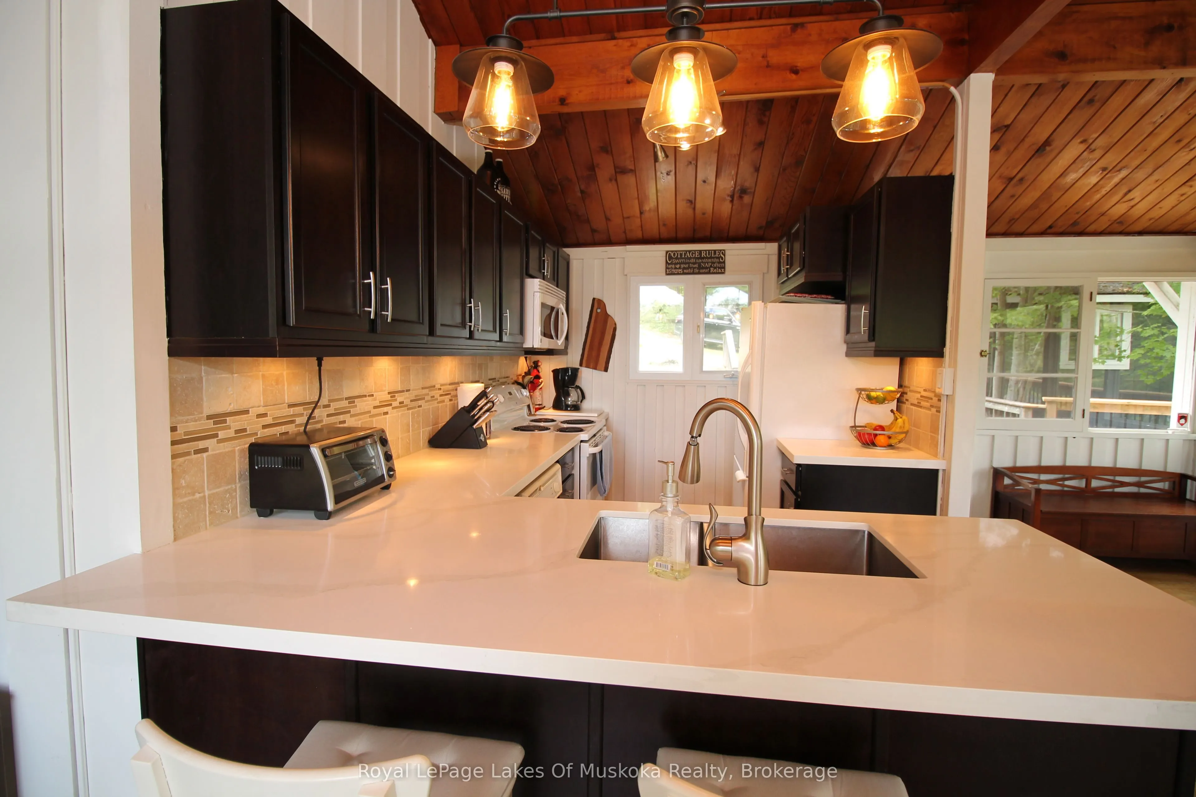 524 Peninsula Road