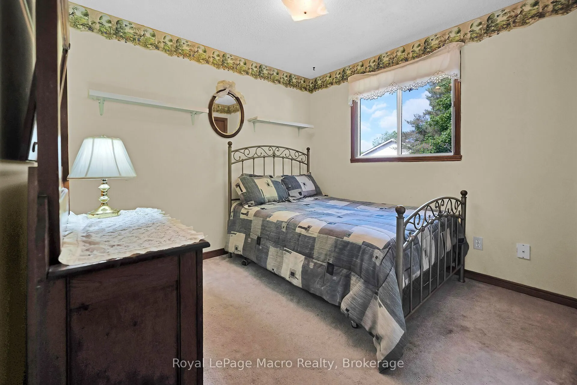 113 Wade Road N