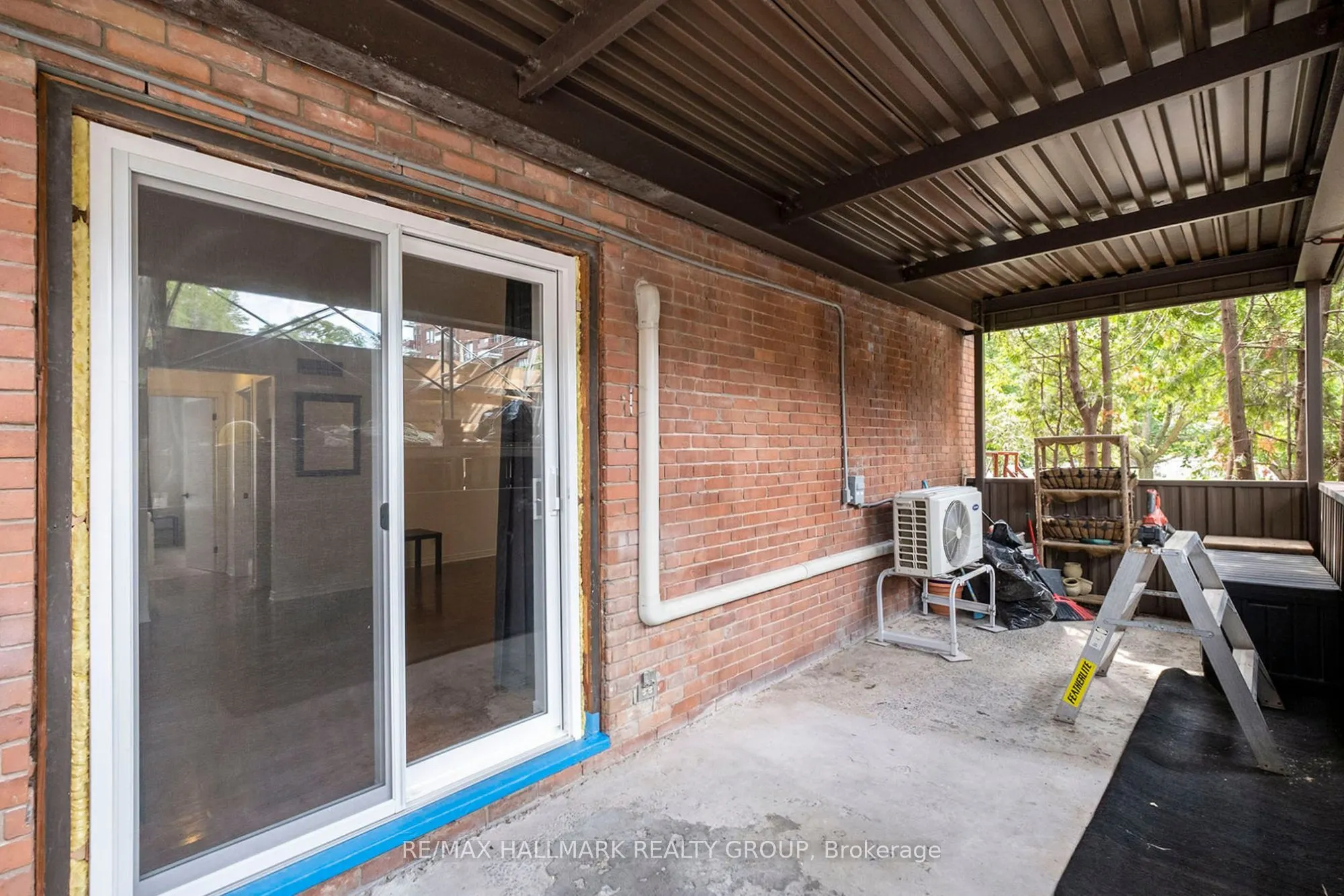 244 Charlotte Street, #3