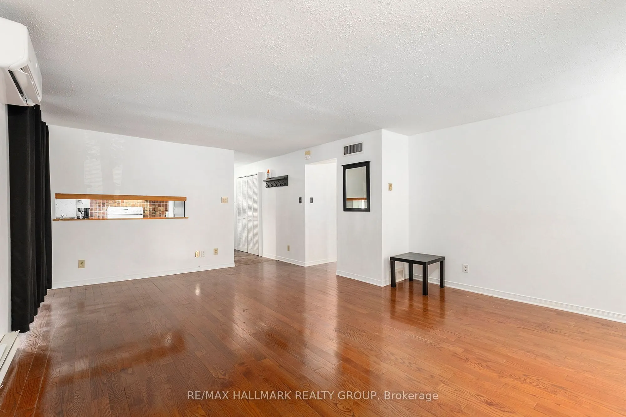 244 Charlotte Street, #3
