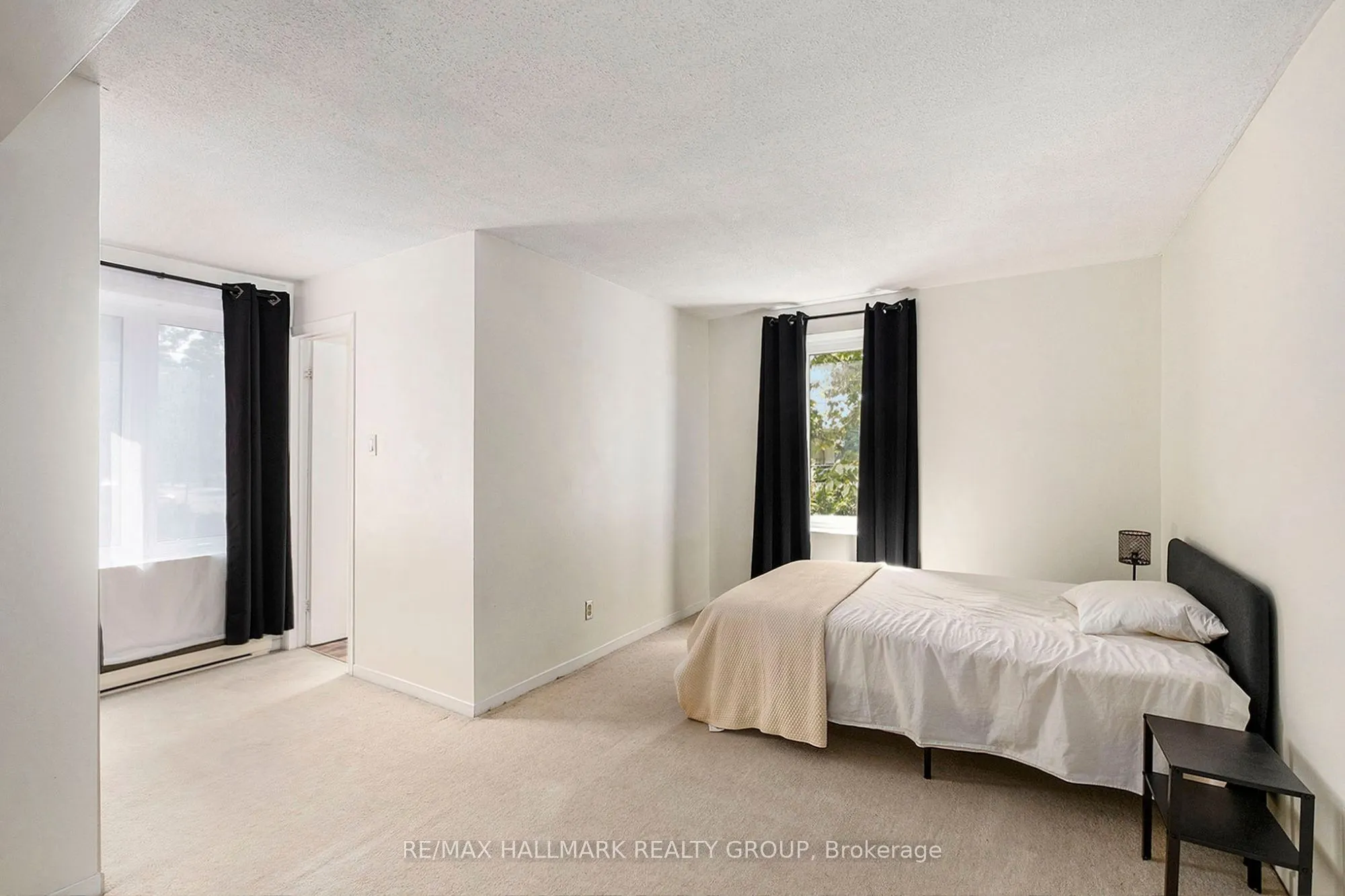 244 Charlotte Street, #3