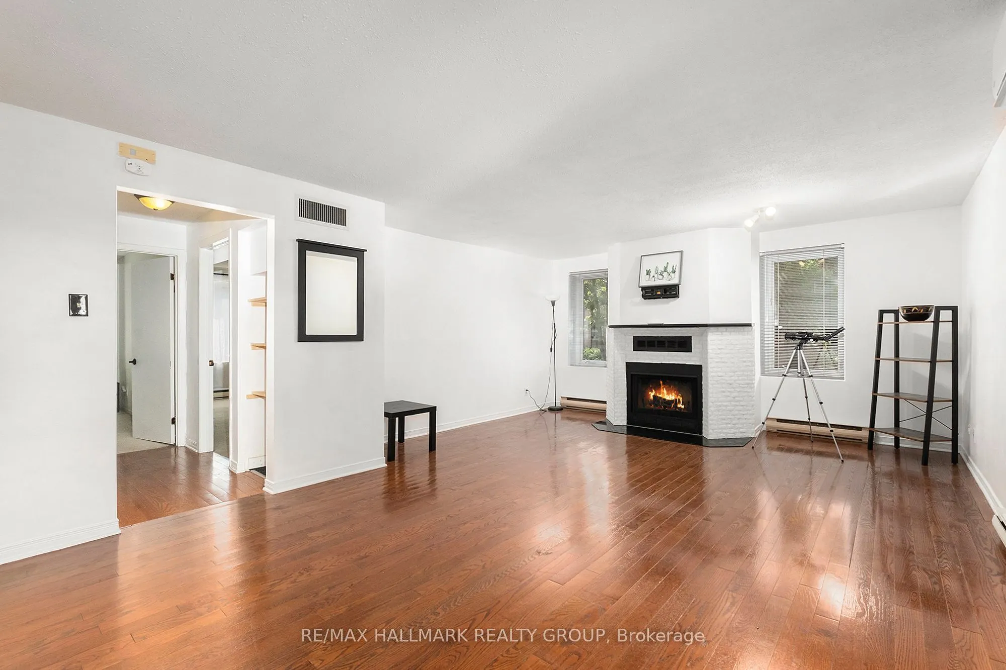 244 Charlotte Street, #3