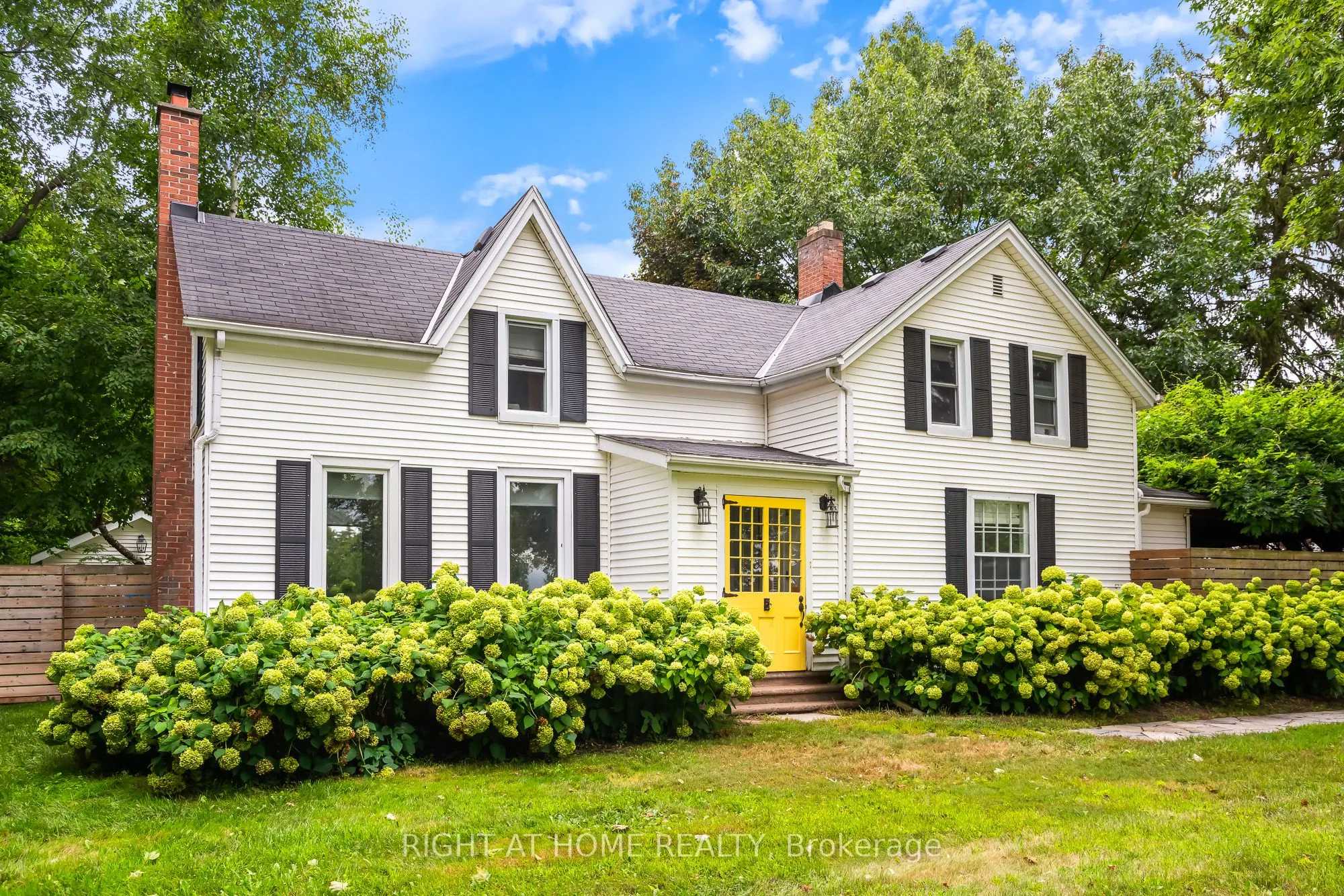 14894 Niagara River Parkway