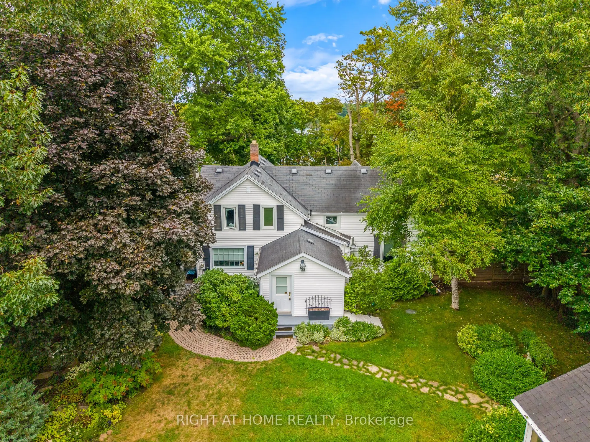 14894 Niagara River Parkway