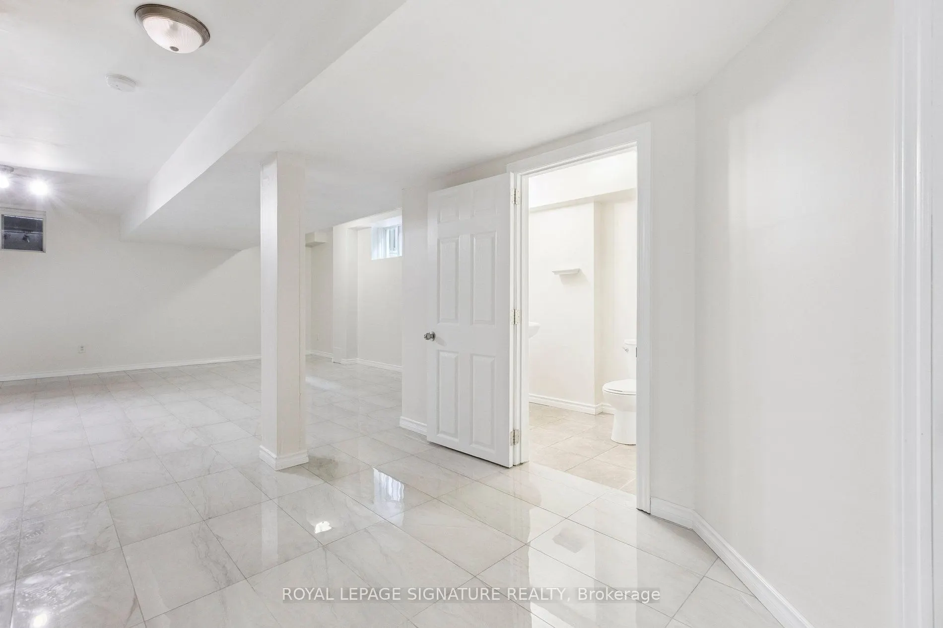 30 Vipond Street