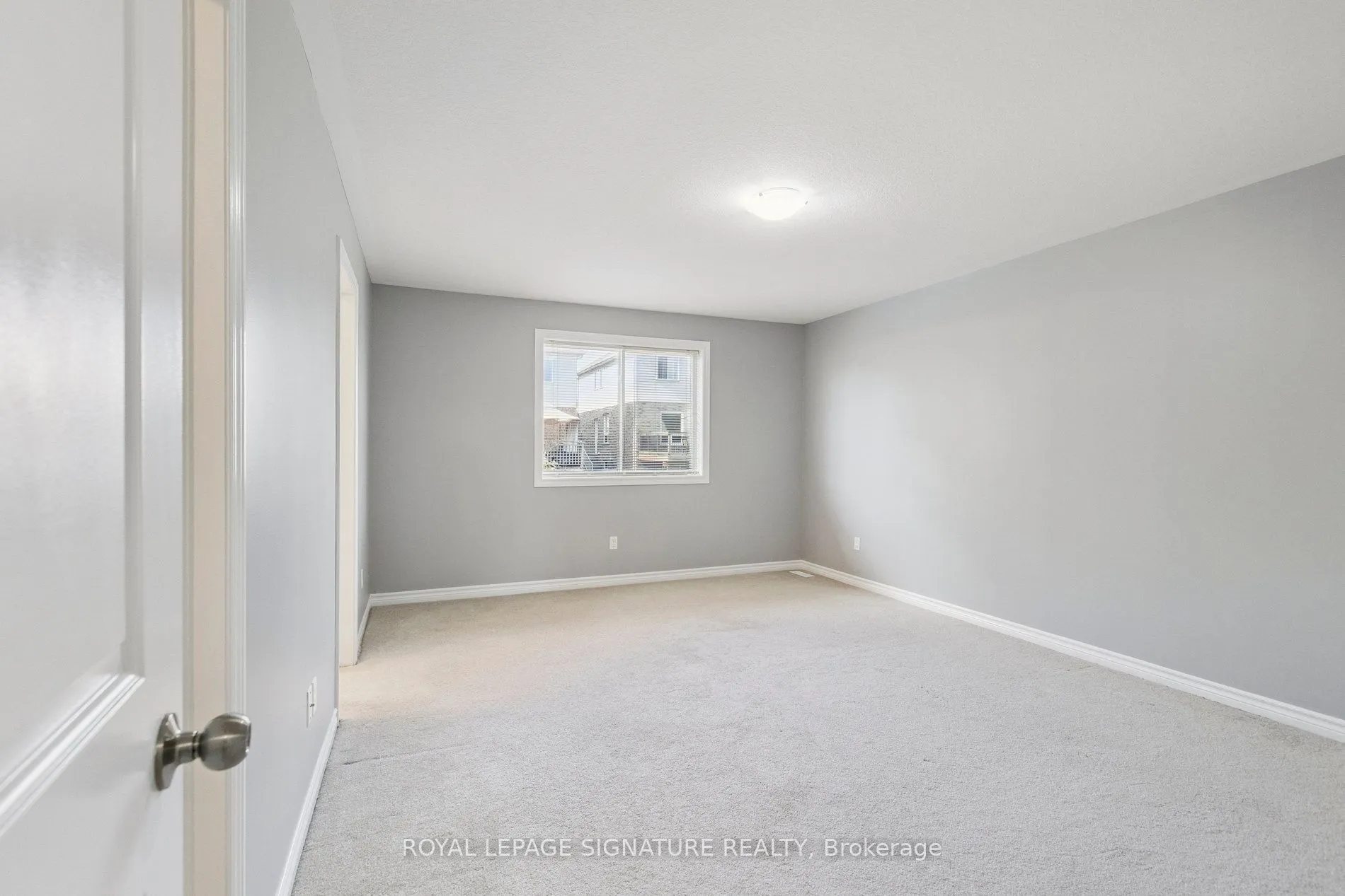 30 Vipond Street