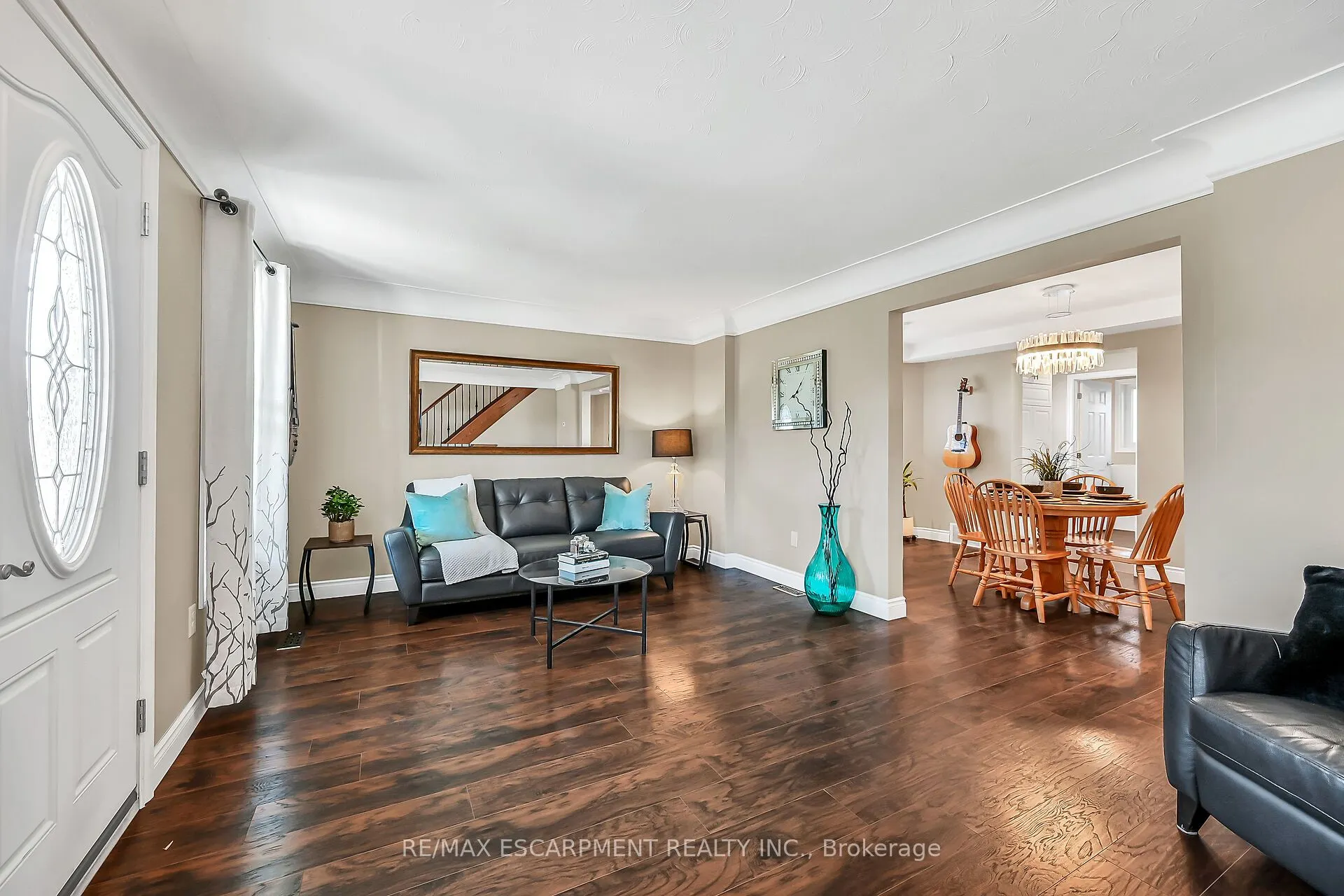 533 Cochrane Road