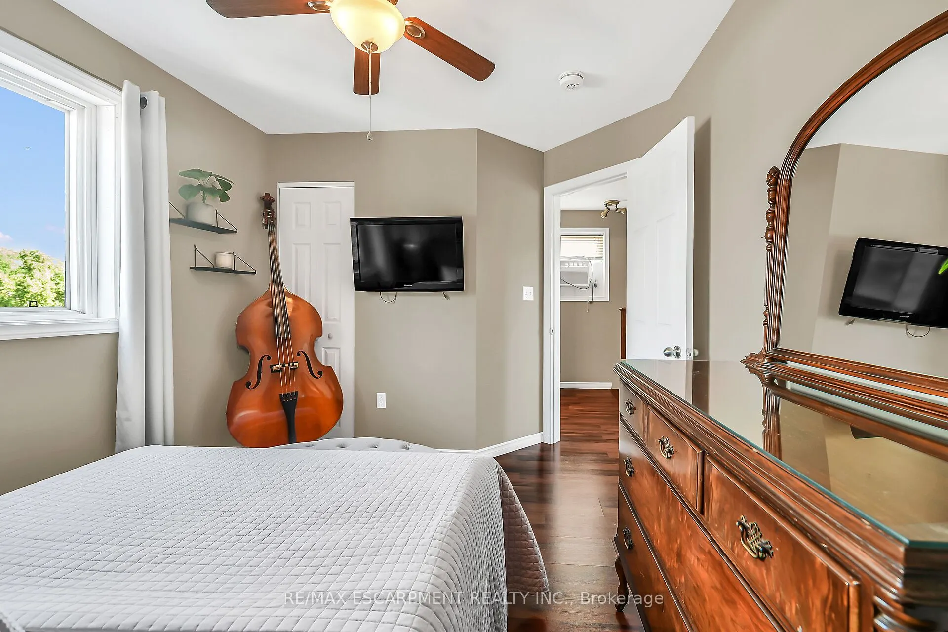 533 Cochrane Road