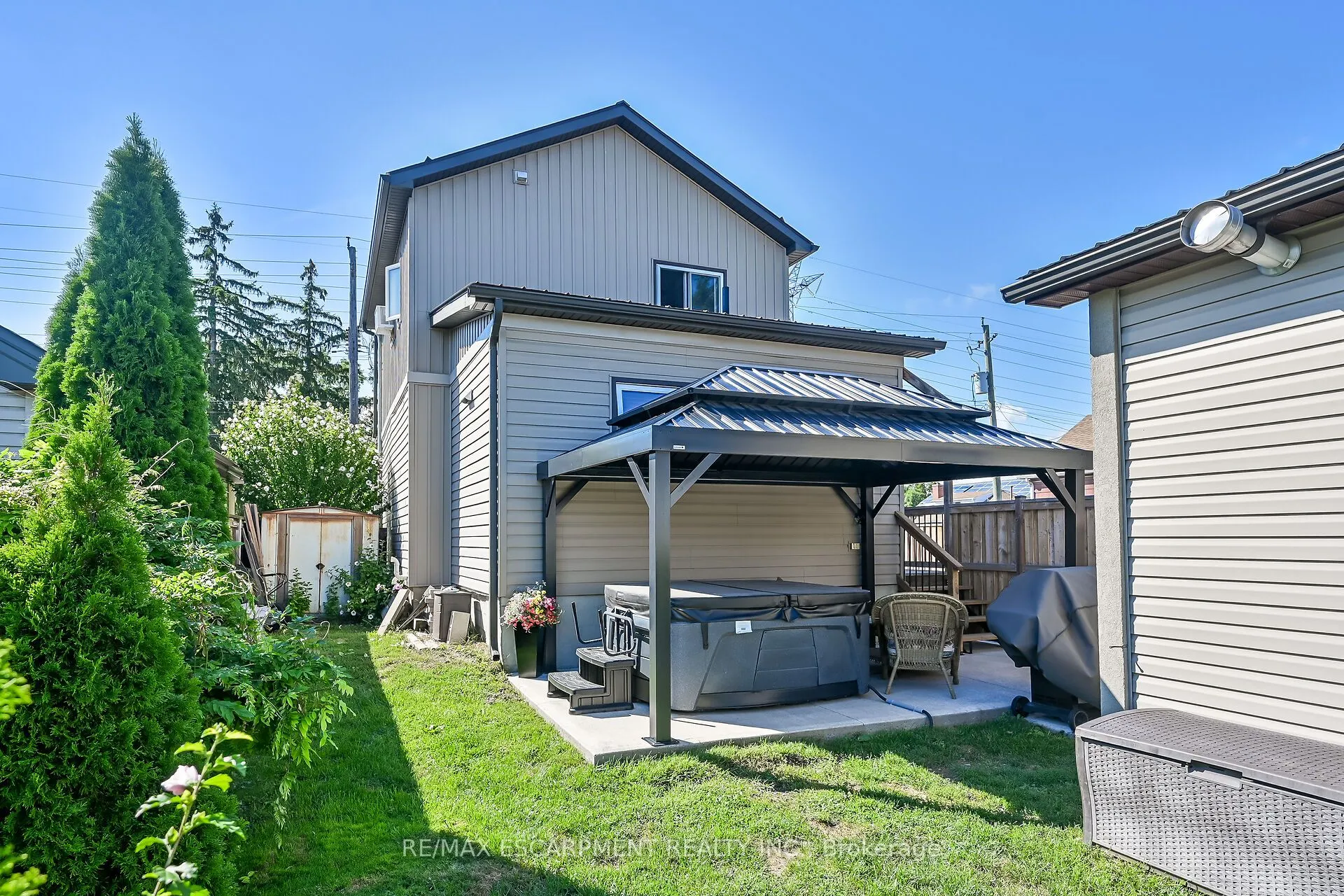 533 Cochrane Road