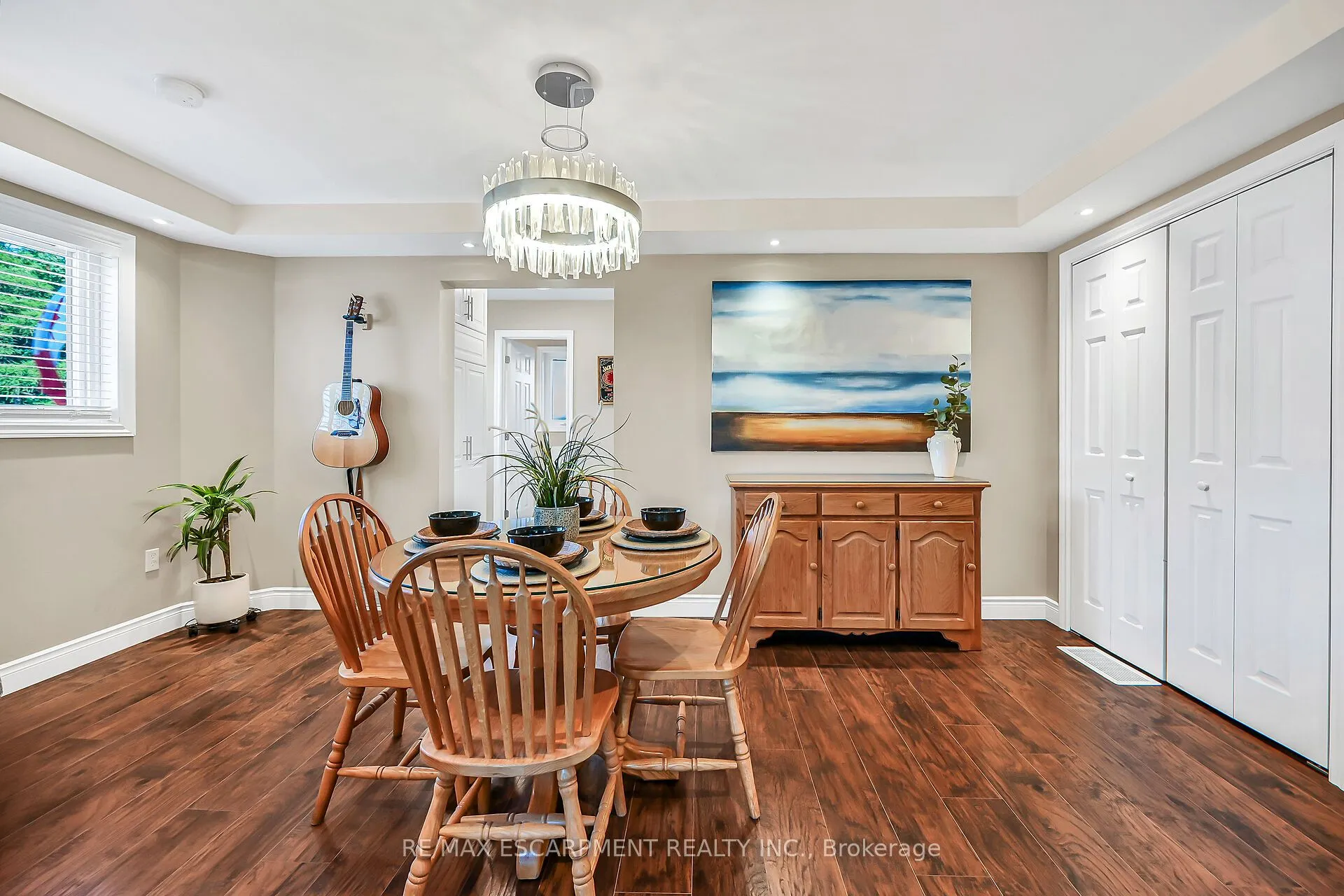 533 Cochrane Road
