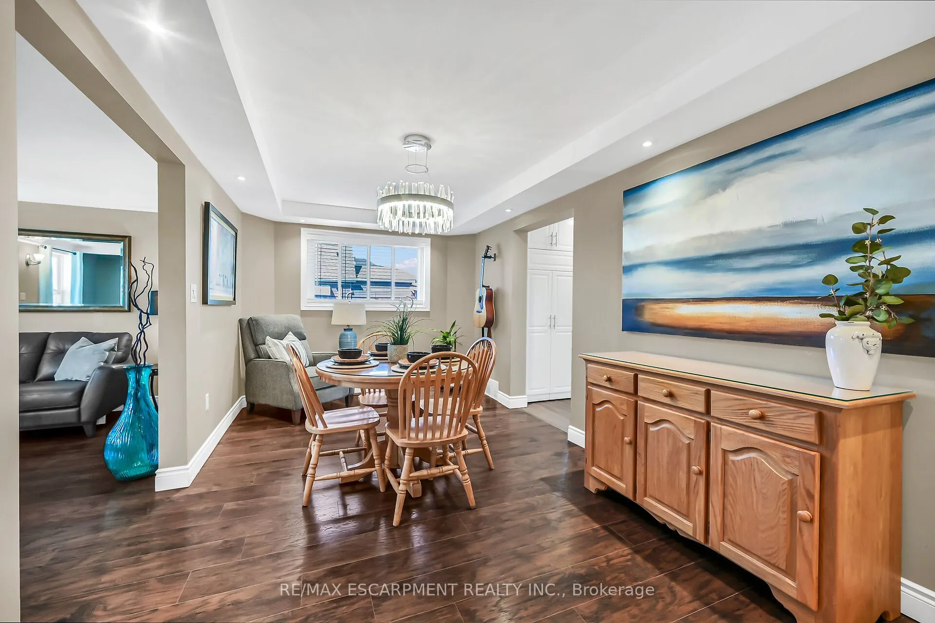 533 Cochrane Road